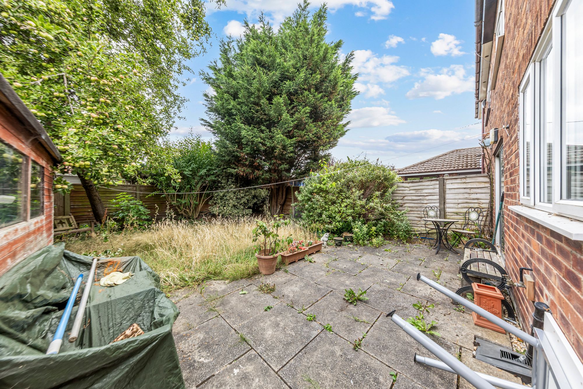 Ronald Drive, Fearnhead, WA2