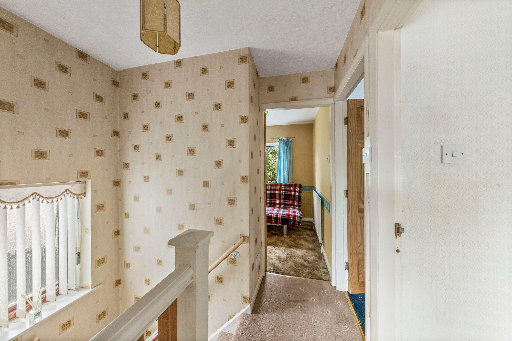 Ronald Drive, Fearnhead, WA2