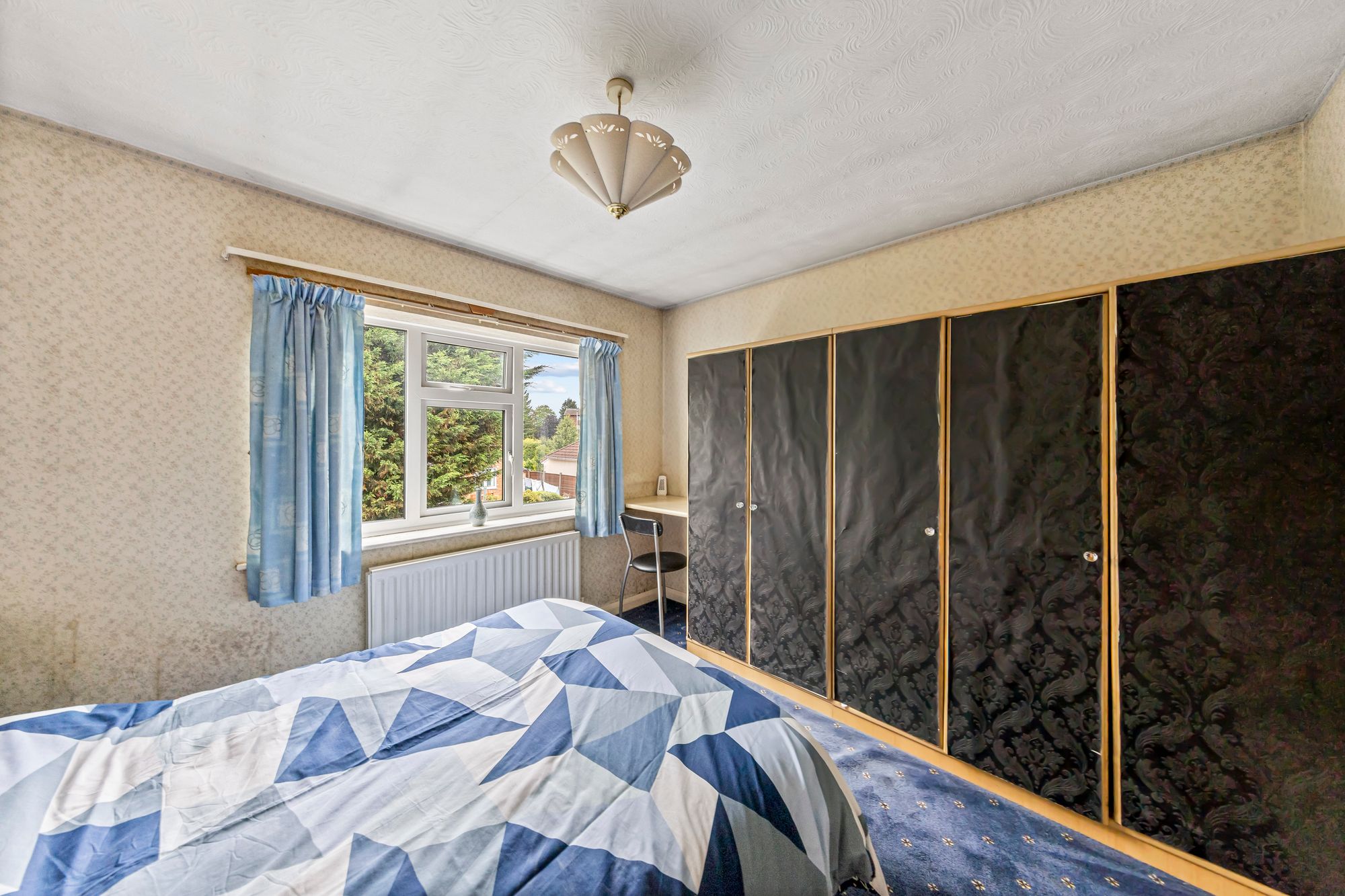 Ronald Drive, Fearnhead, WA2