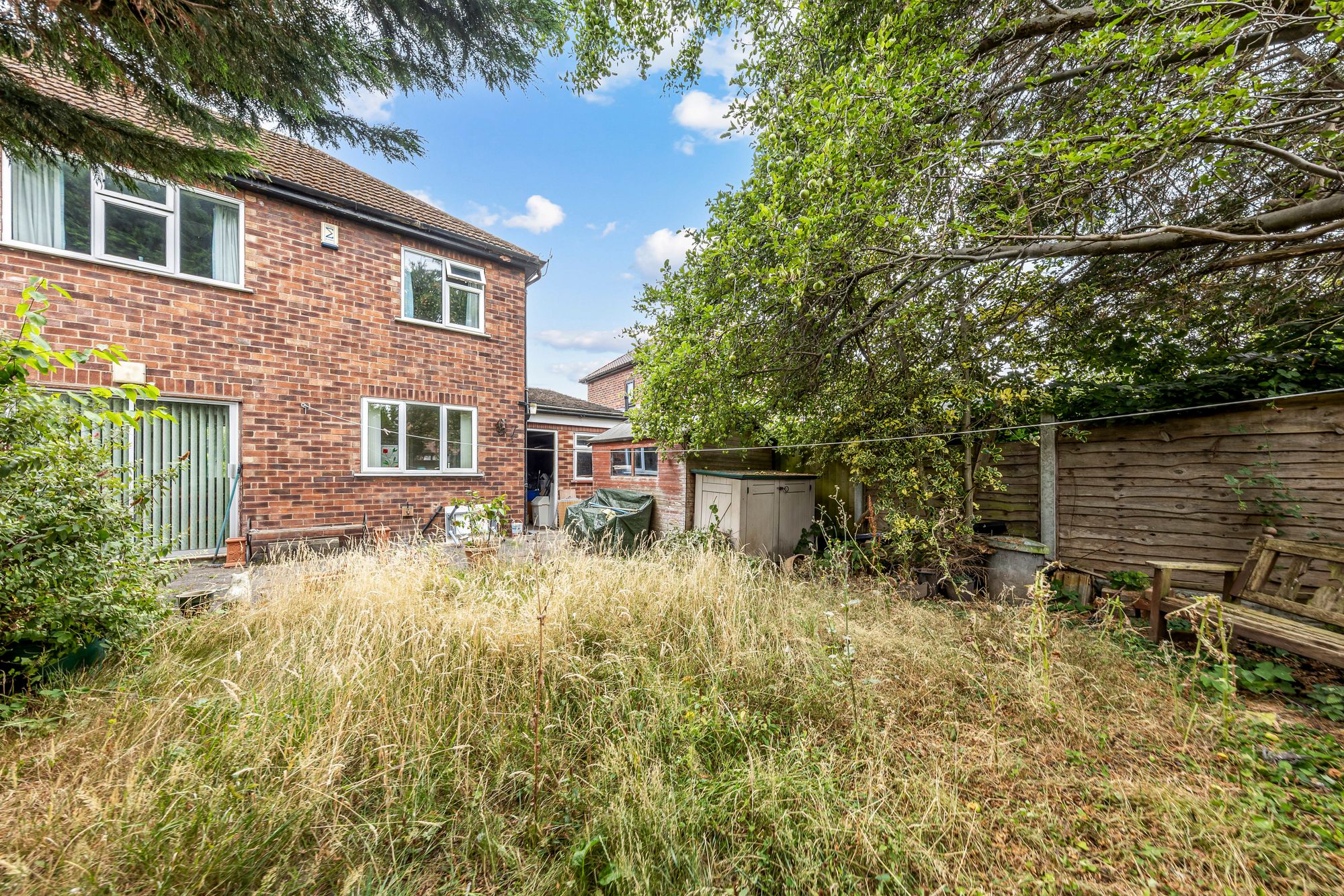 Ronald Drive, Fearnhead, WA2