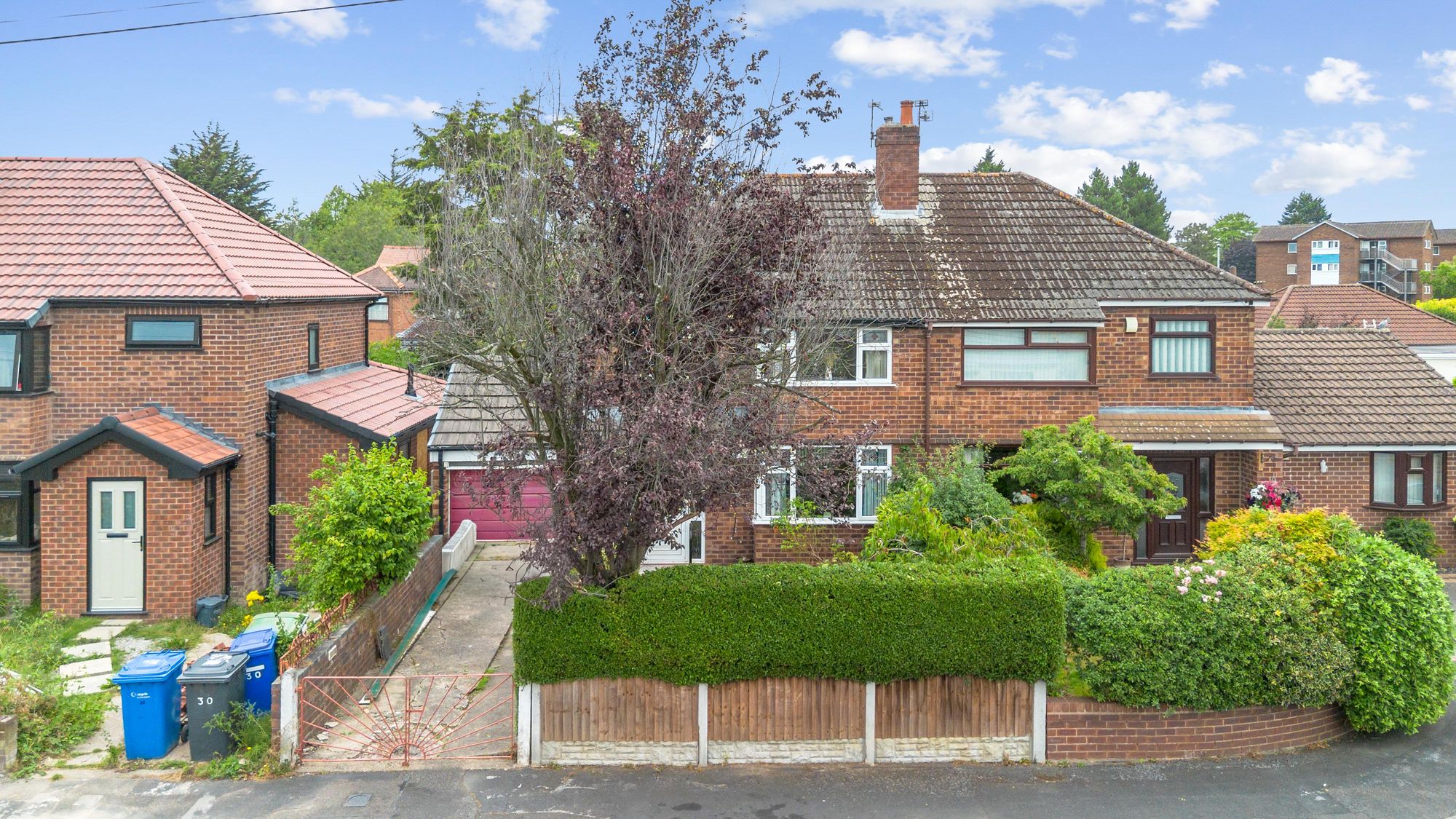 Ronald Drive, Fearnhead, WA2