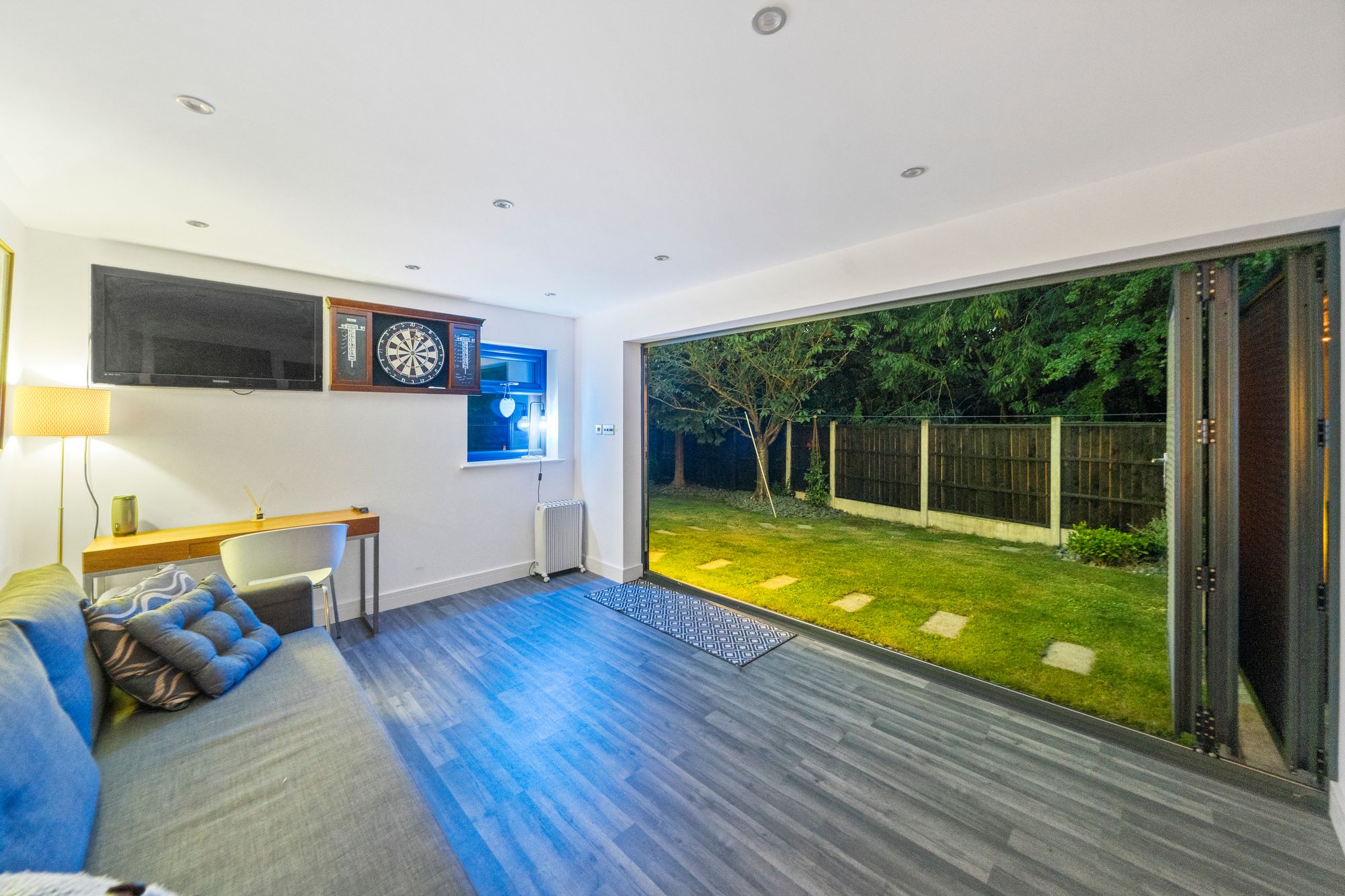 Wateredge Close, Leigh, WN7