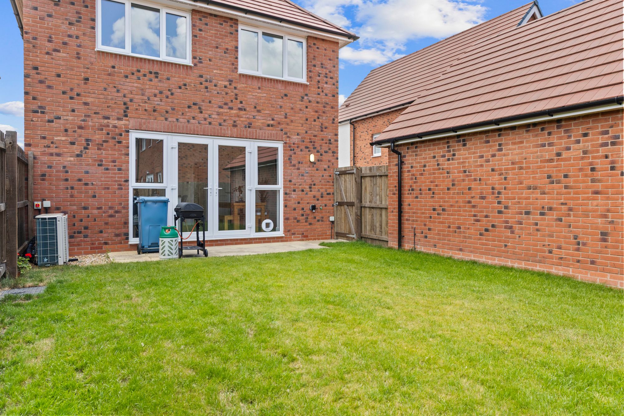 Haybedore Close, Daresbury, WA4
