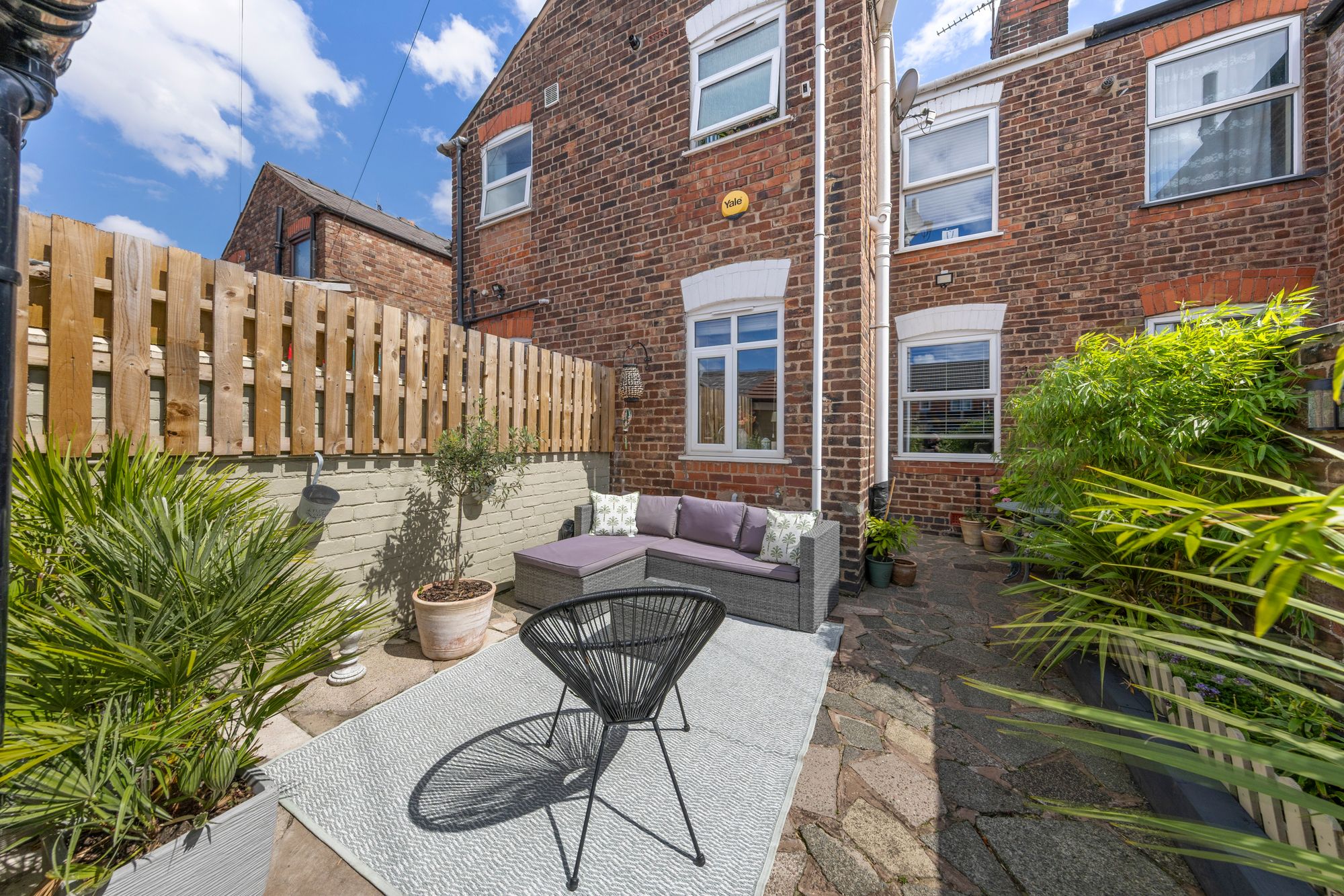 Pinewood Avenue, Warrington, WA1
