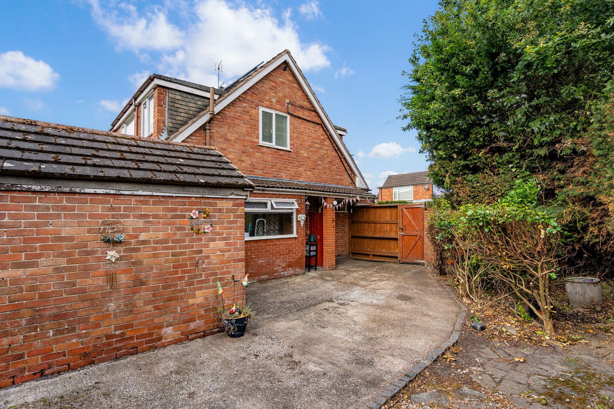 Oakfield Drive, Widnes, WA8