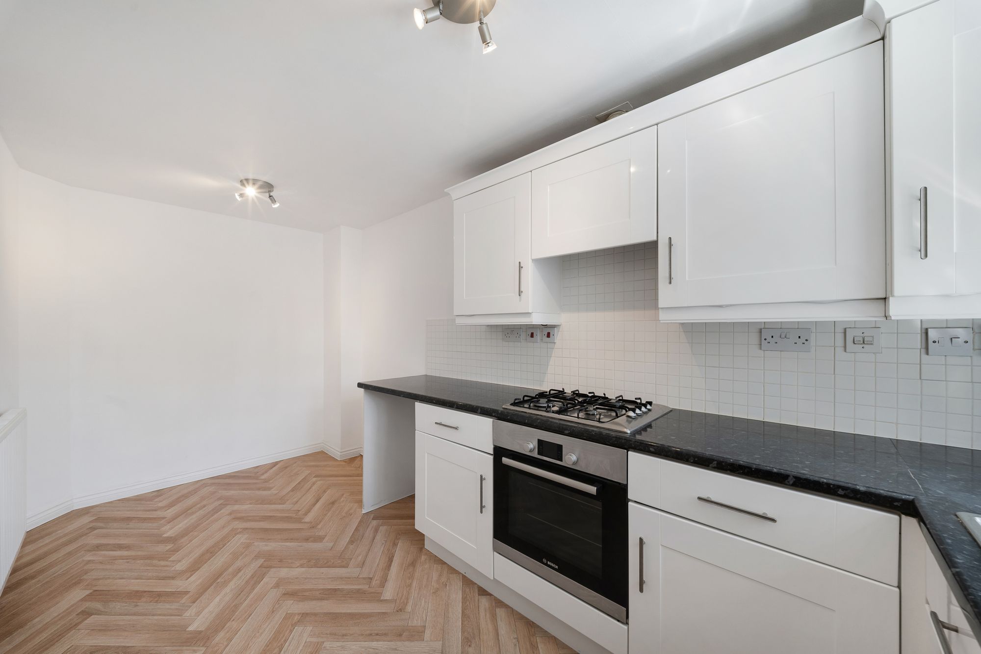 Hampton Court Way, Widnes, WA8