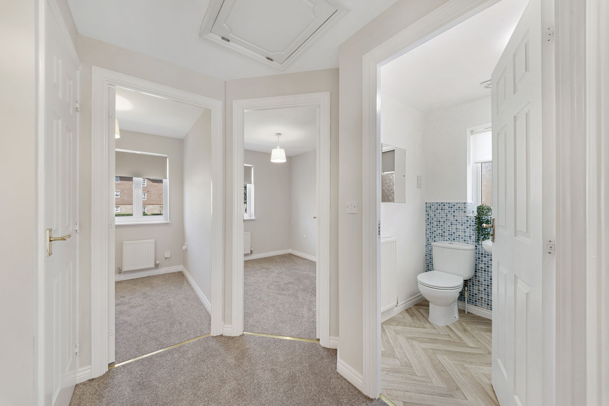Hampton Court Way, Widnes, WA8