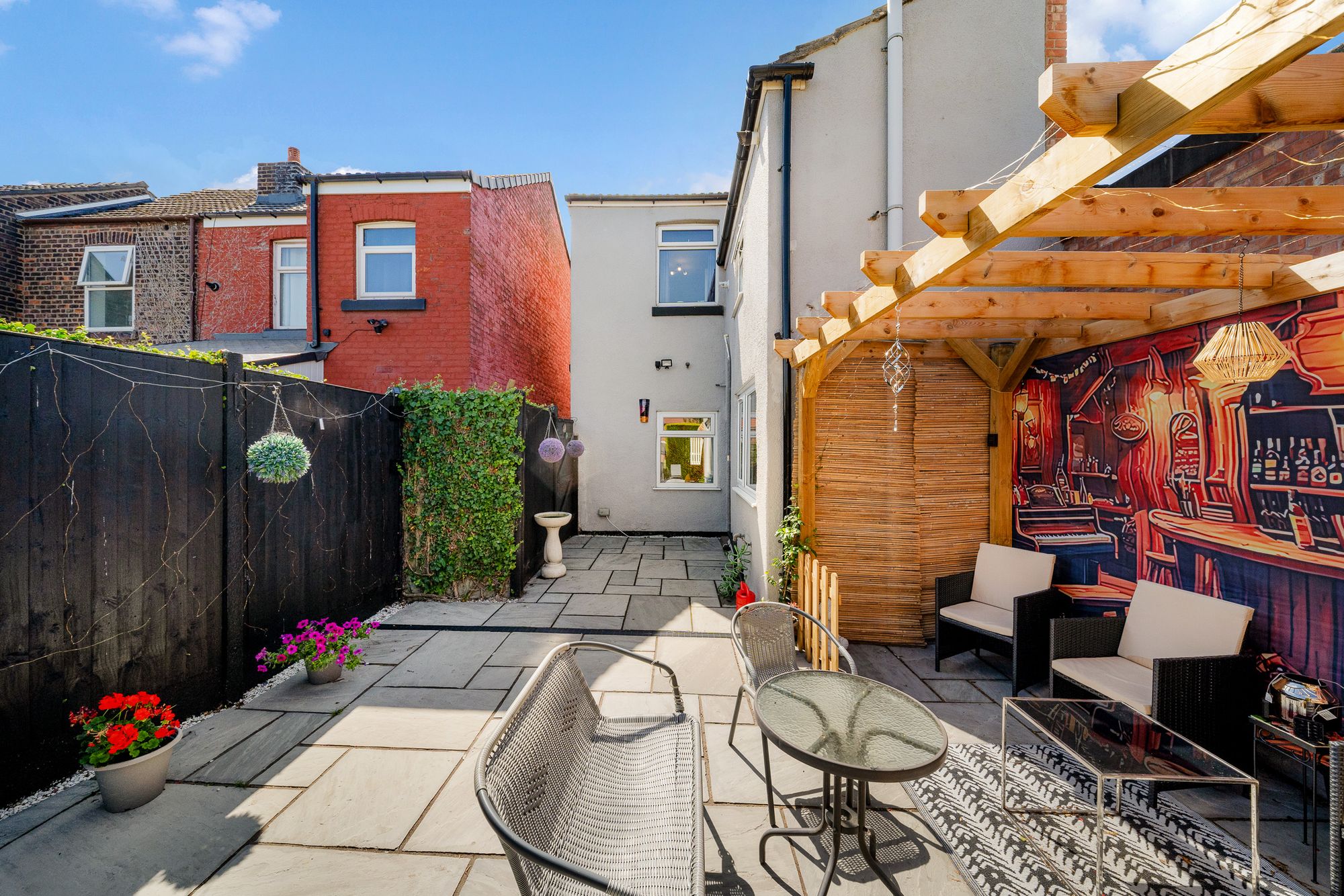 Liverpool Road, Widnes, WA8