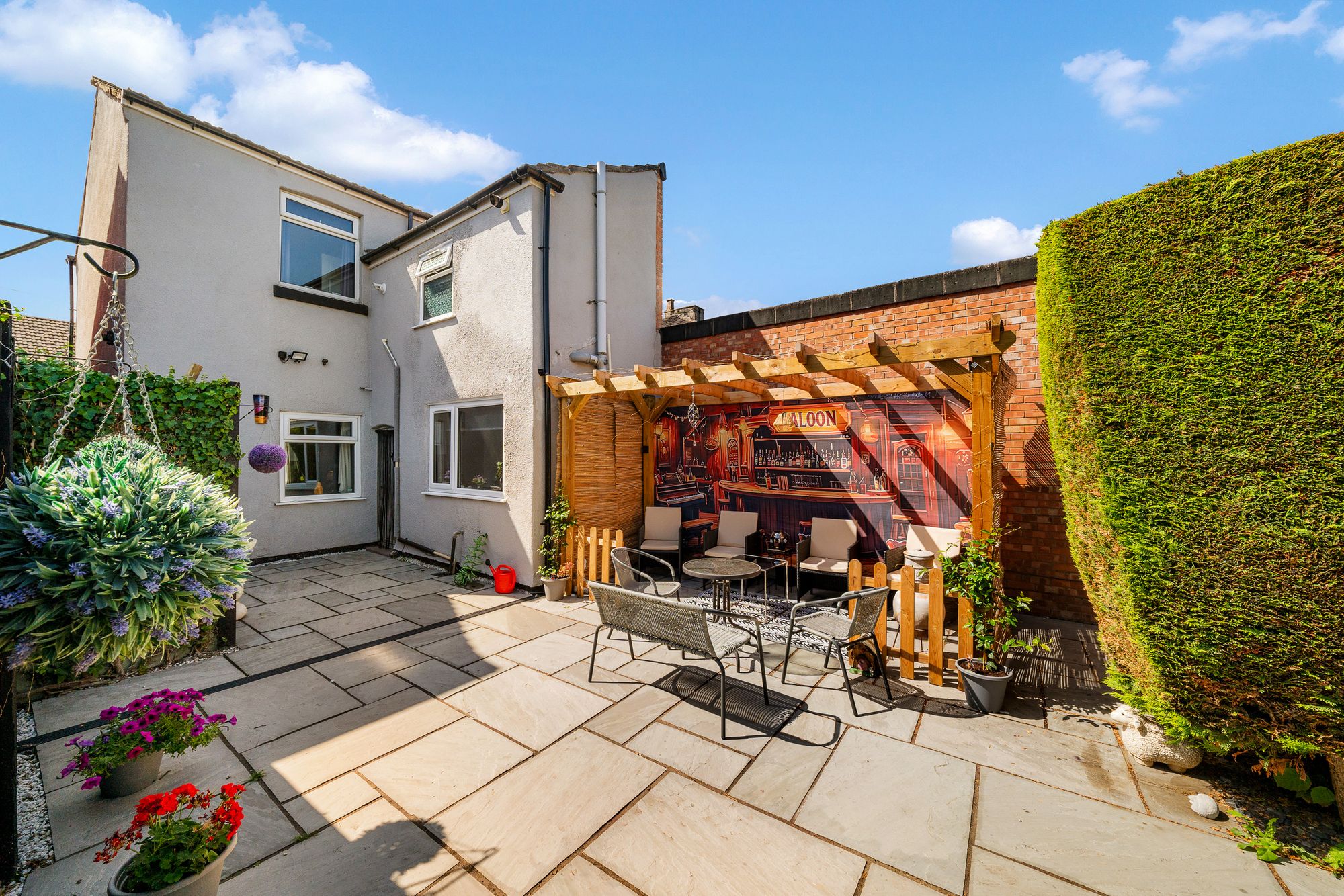 Liverpool Road, Widnes, WA8