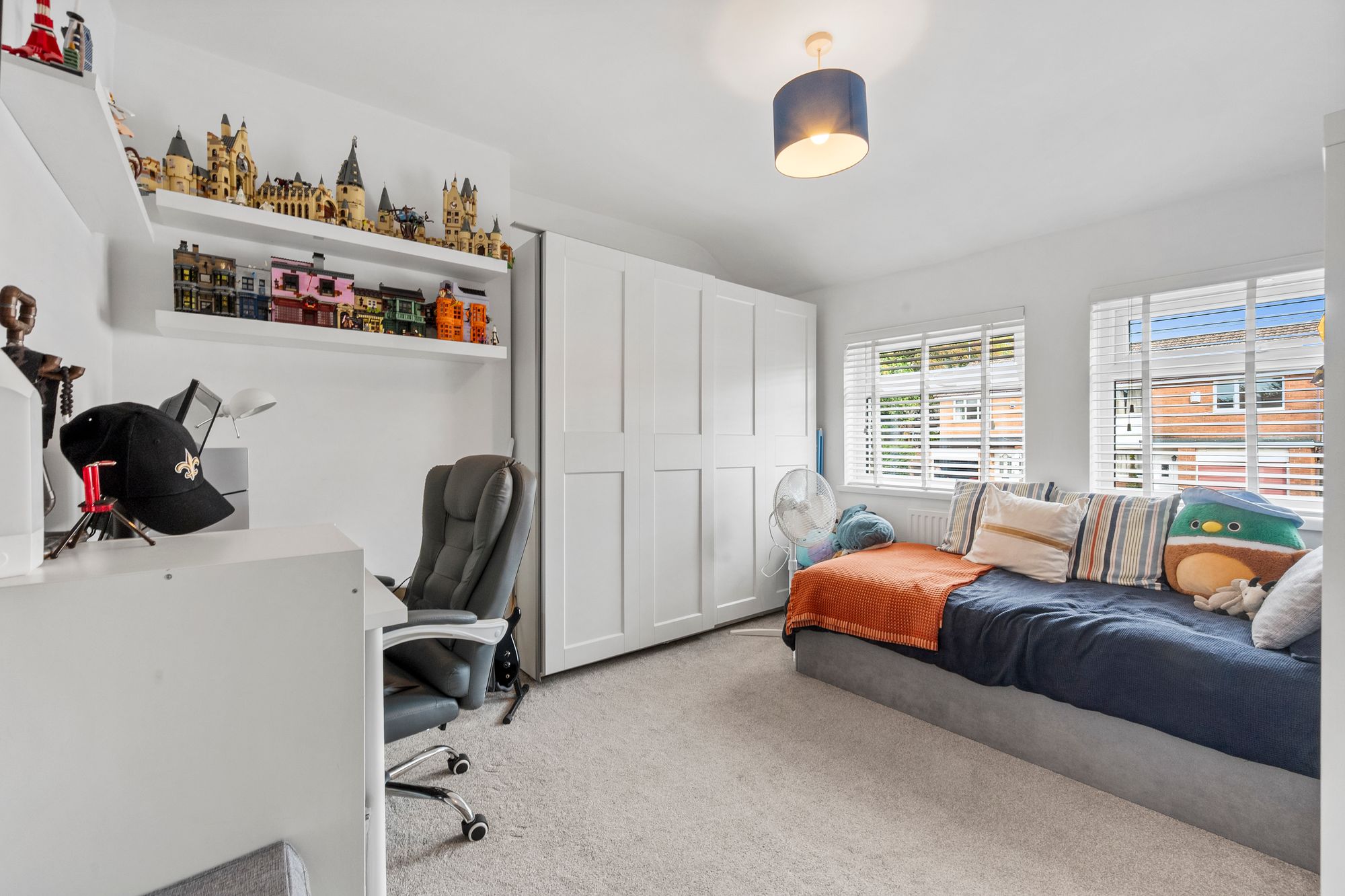 Leach Lane, Sutton Leach, WA9