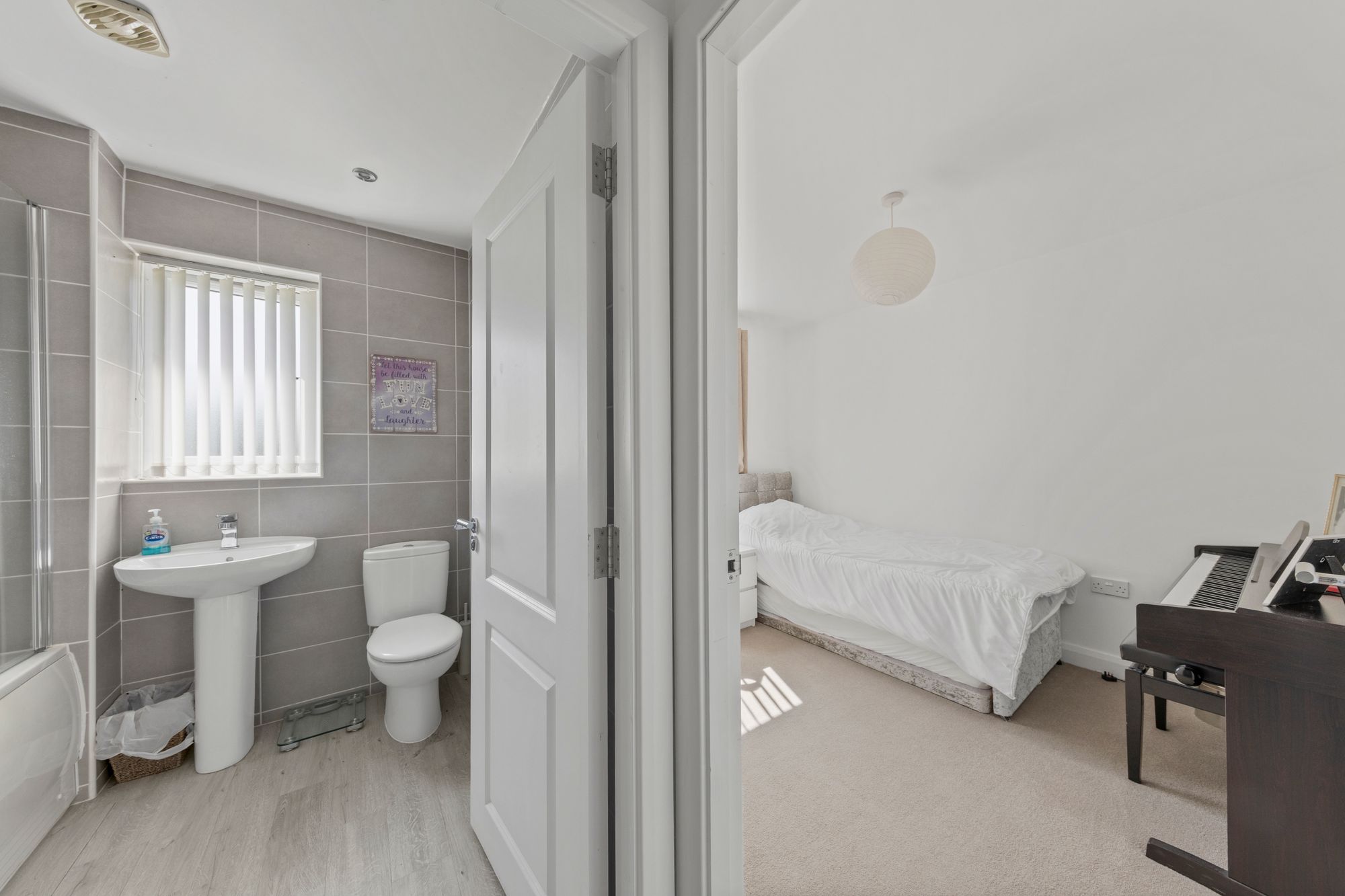 Glazebrook Meadows, Glazebrook, WA3