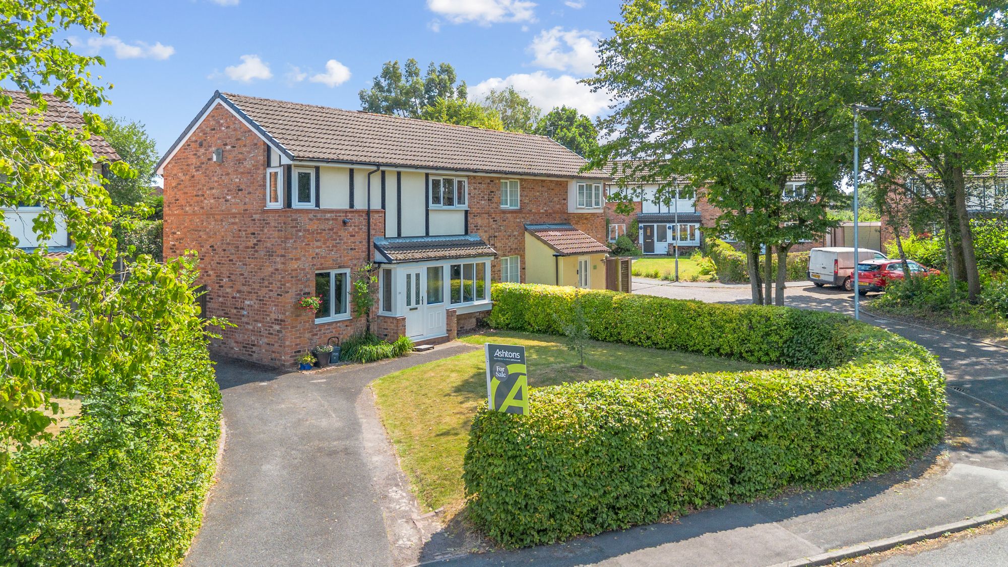 Darnaway Close, Birchwood, WA3