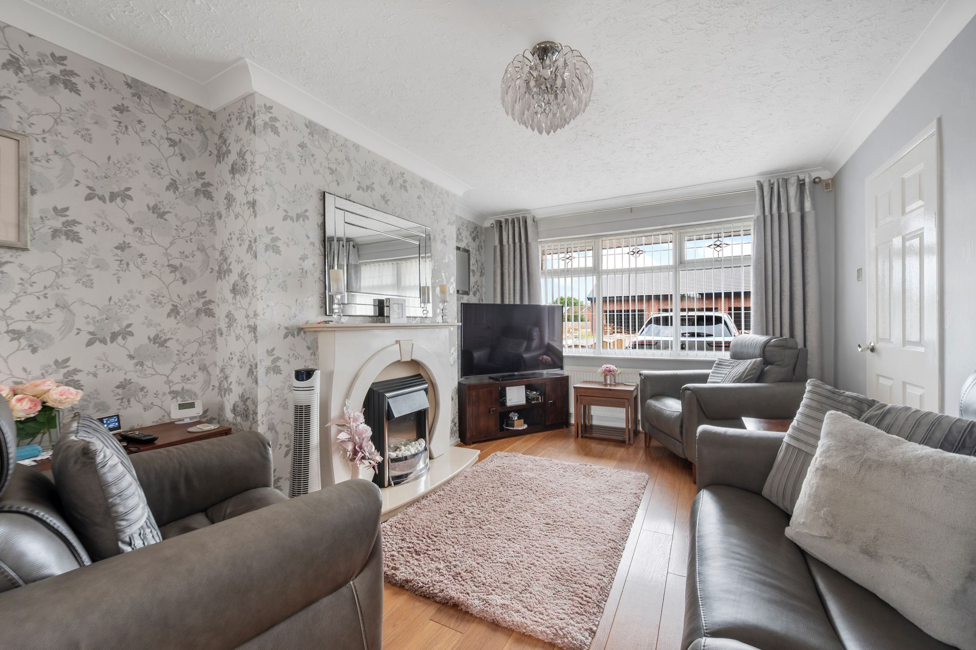 Lowfield Lane, St. Helens, WA9