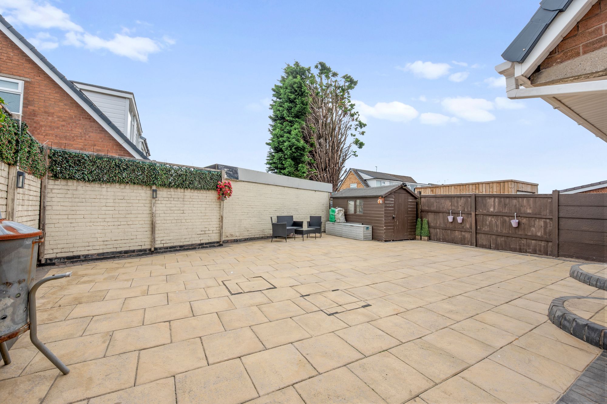 Lowfield Lane, St. Helens, WA9