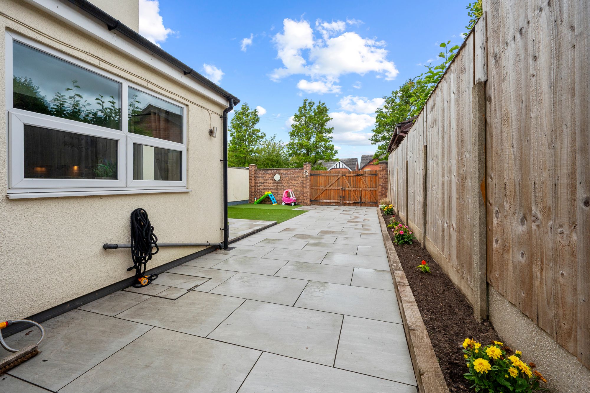 Liverpool Road, Haydock, WA11