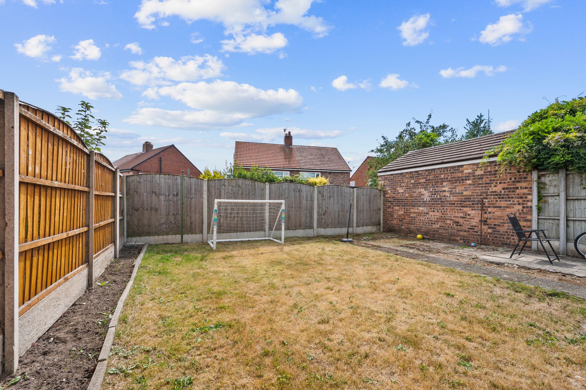 Hallows Avenue, Warrington, WA2