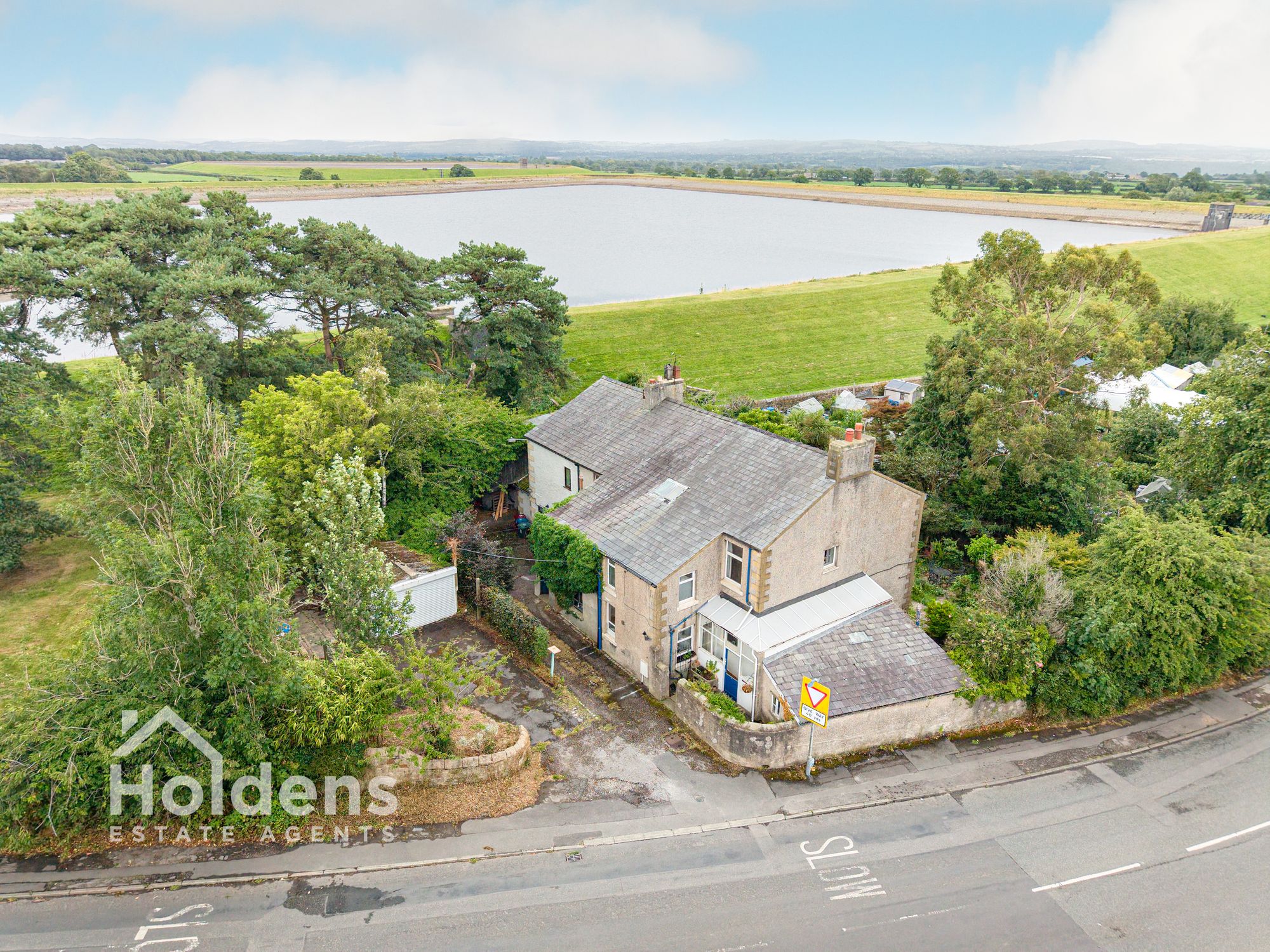 Chapel Hill, Longridge, PR3