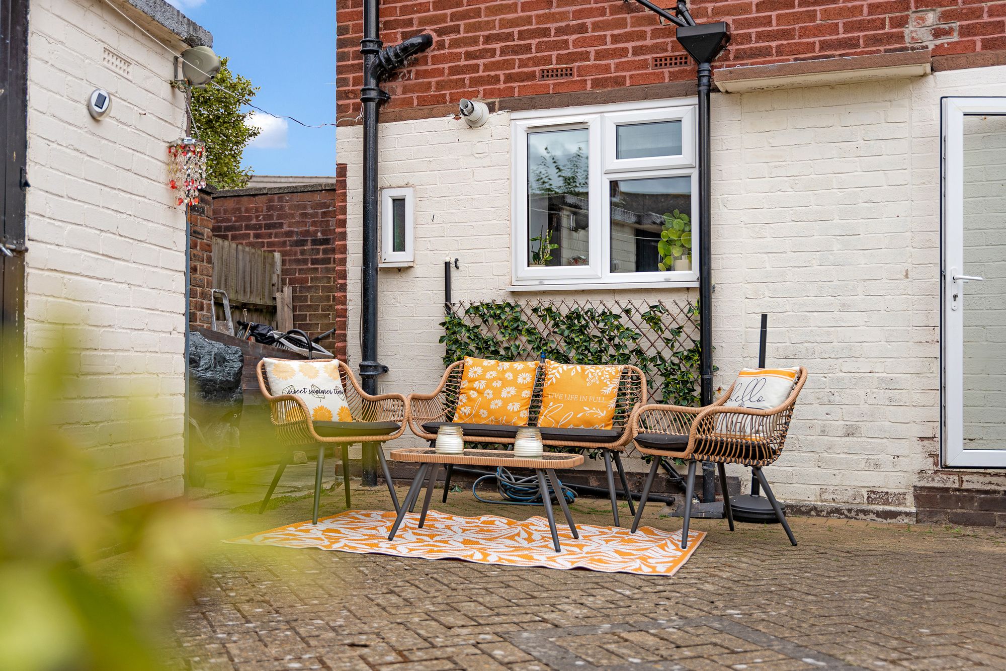 Woodvale Road, Woolton, L25