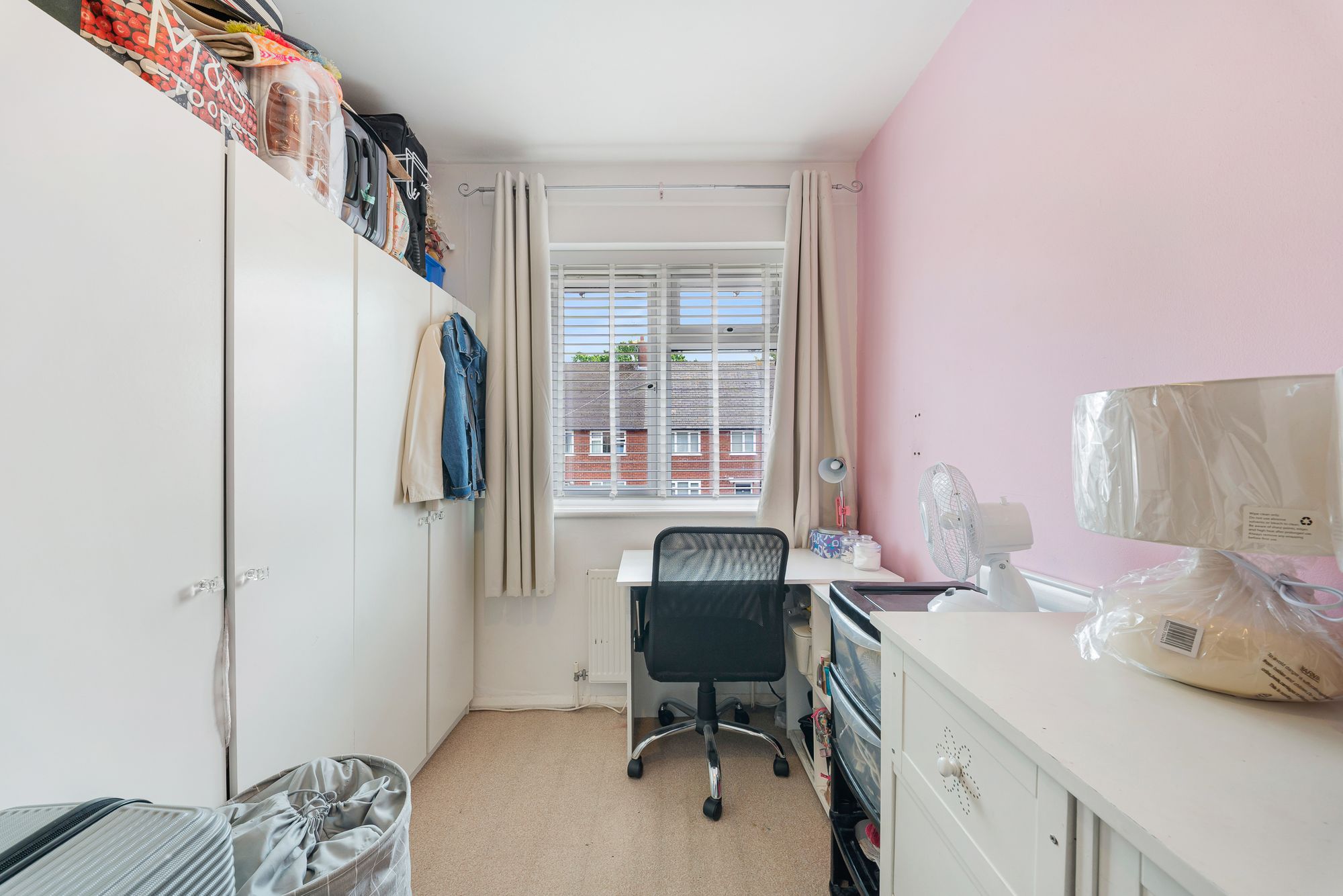 Woodvale Road, Woolton, L25