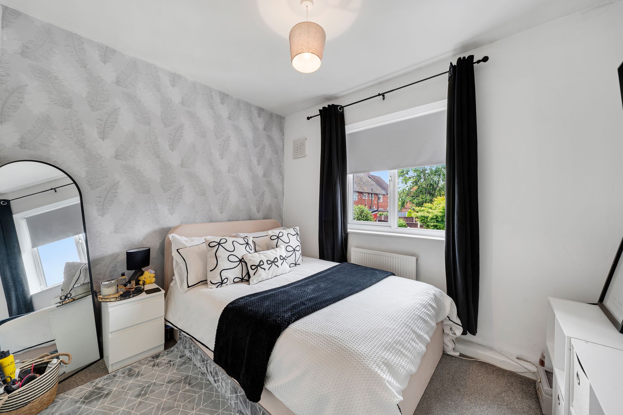 Woodvale Road, Woolton, L25