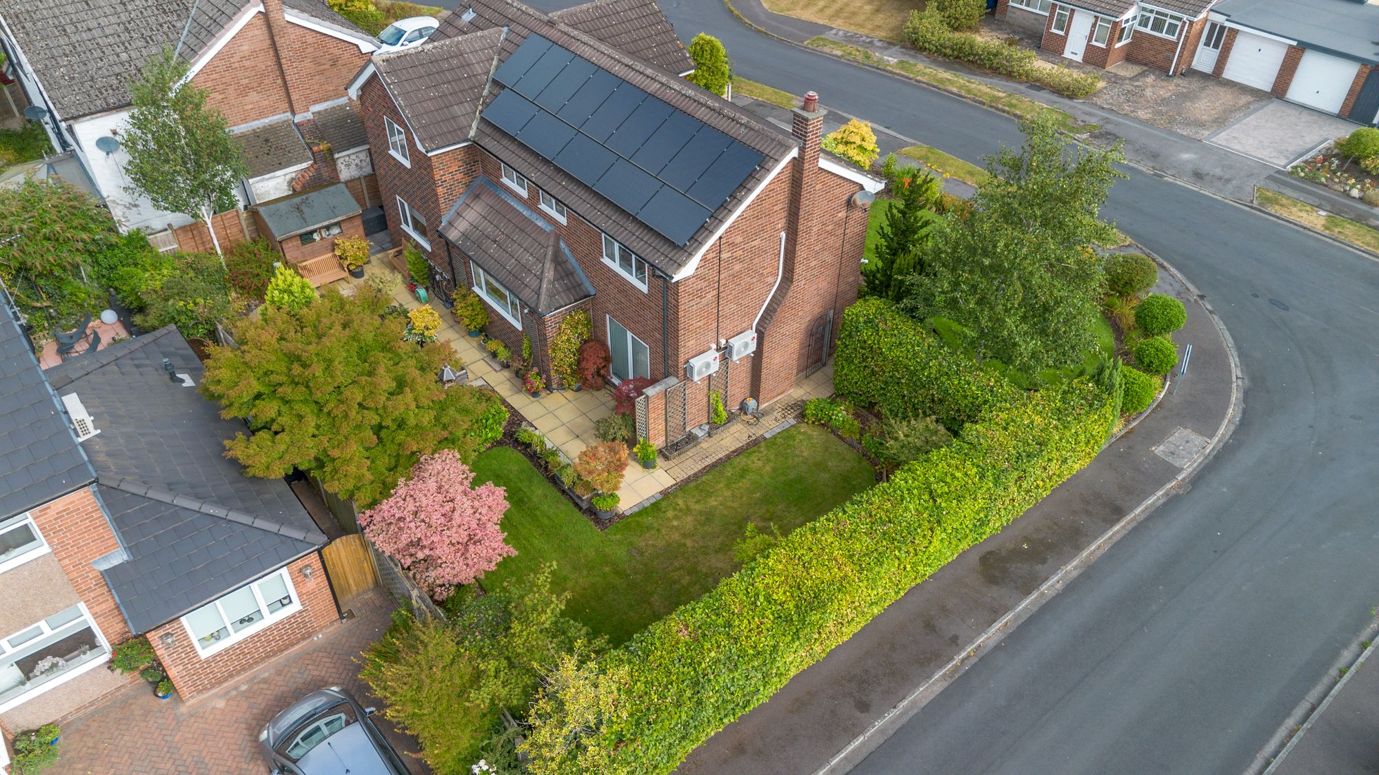 Chiltern Road, Culcheth, WA3