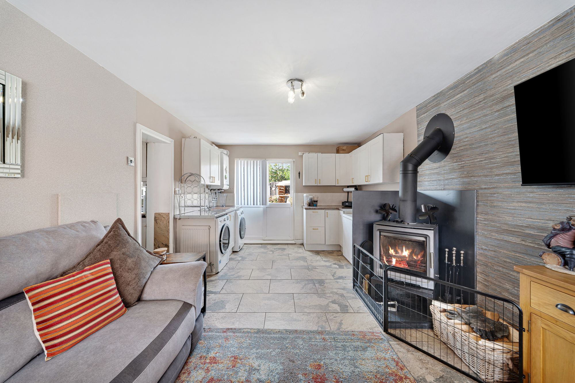 Rosemary Avenue, Beechwood, WA7