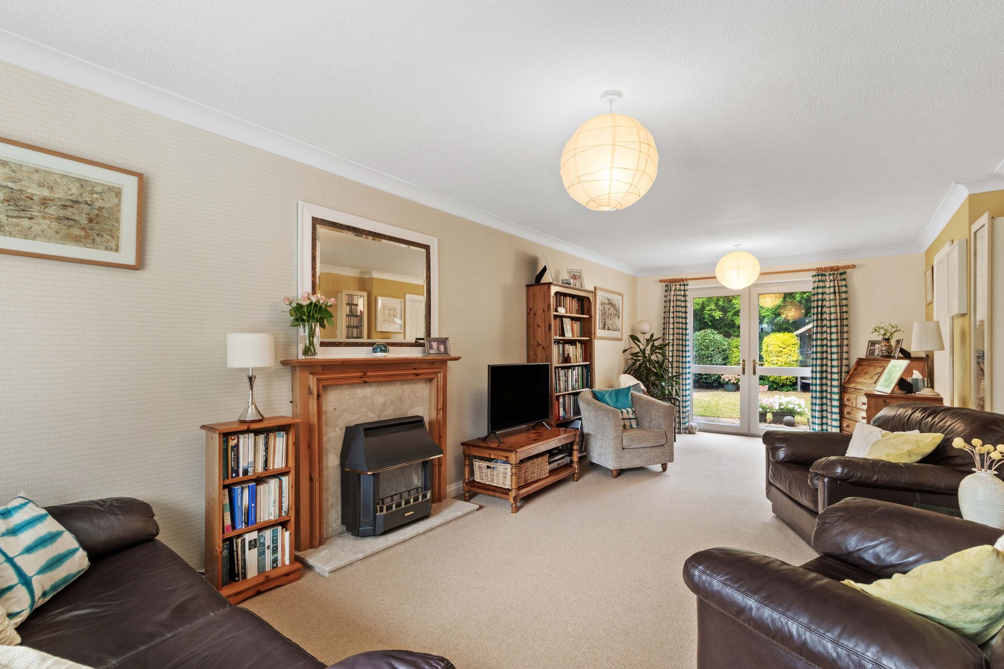 Woodford Close, Thelwall, WA4