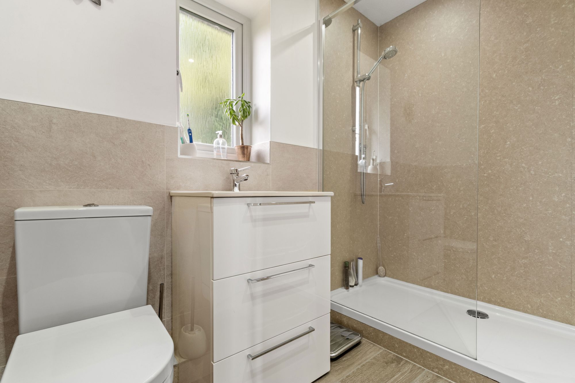Woodford Close, Thelwall, WA4
