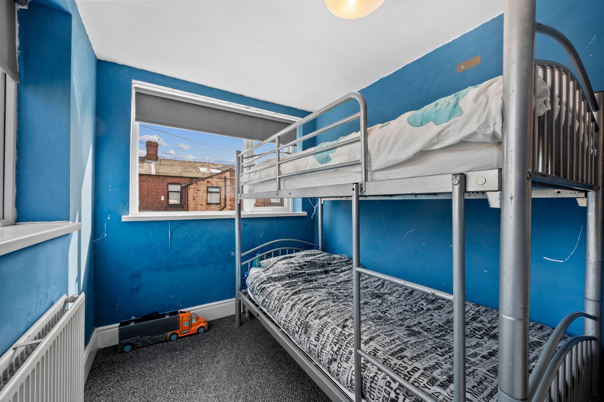 Lingholme Road, St. Helens, WA10