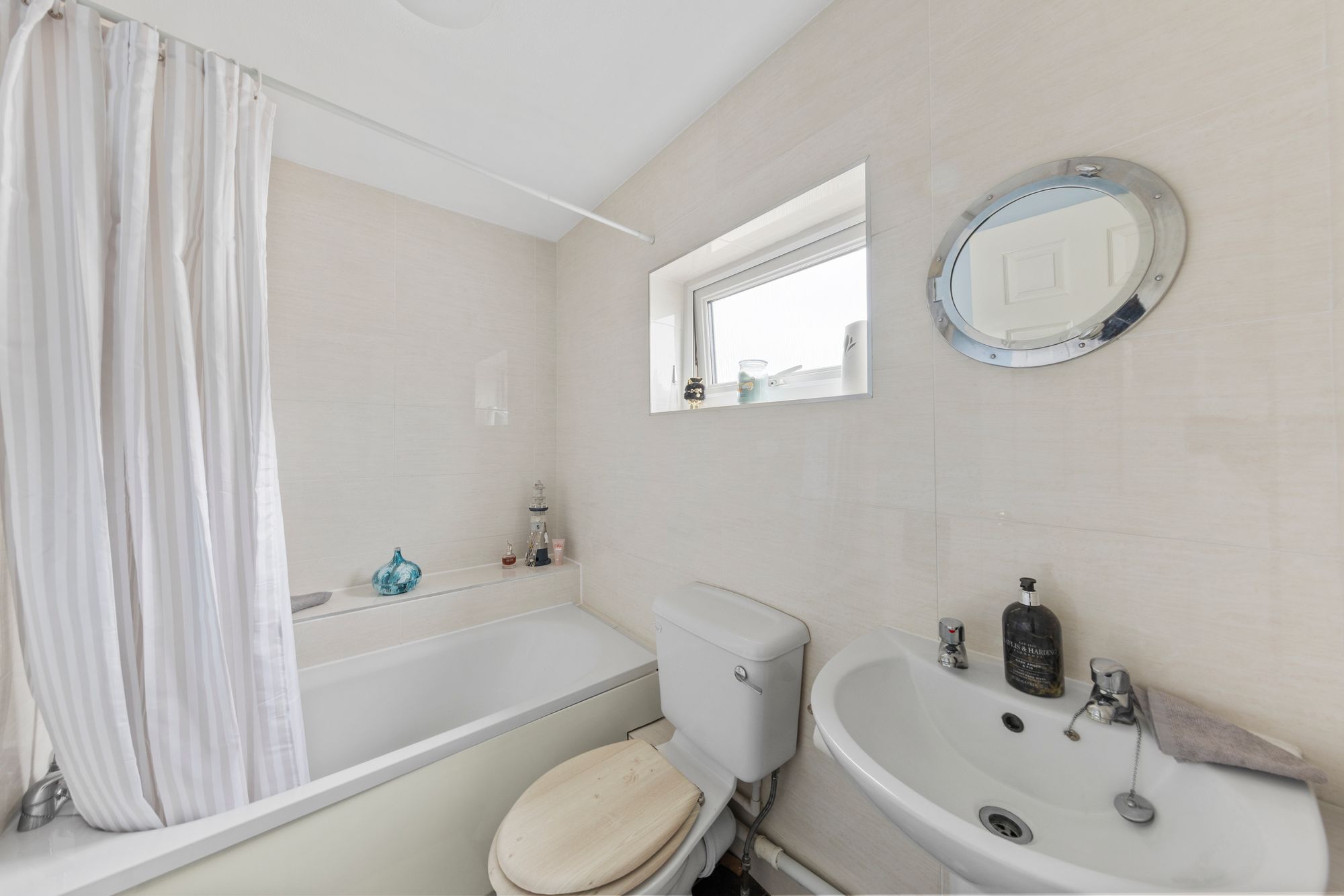 Carrington Close, Birchwood, WA3
