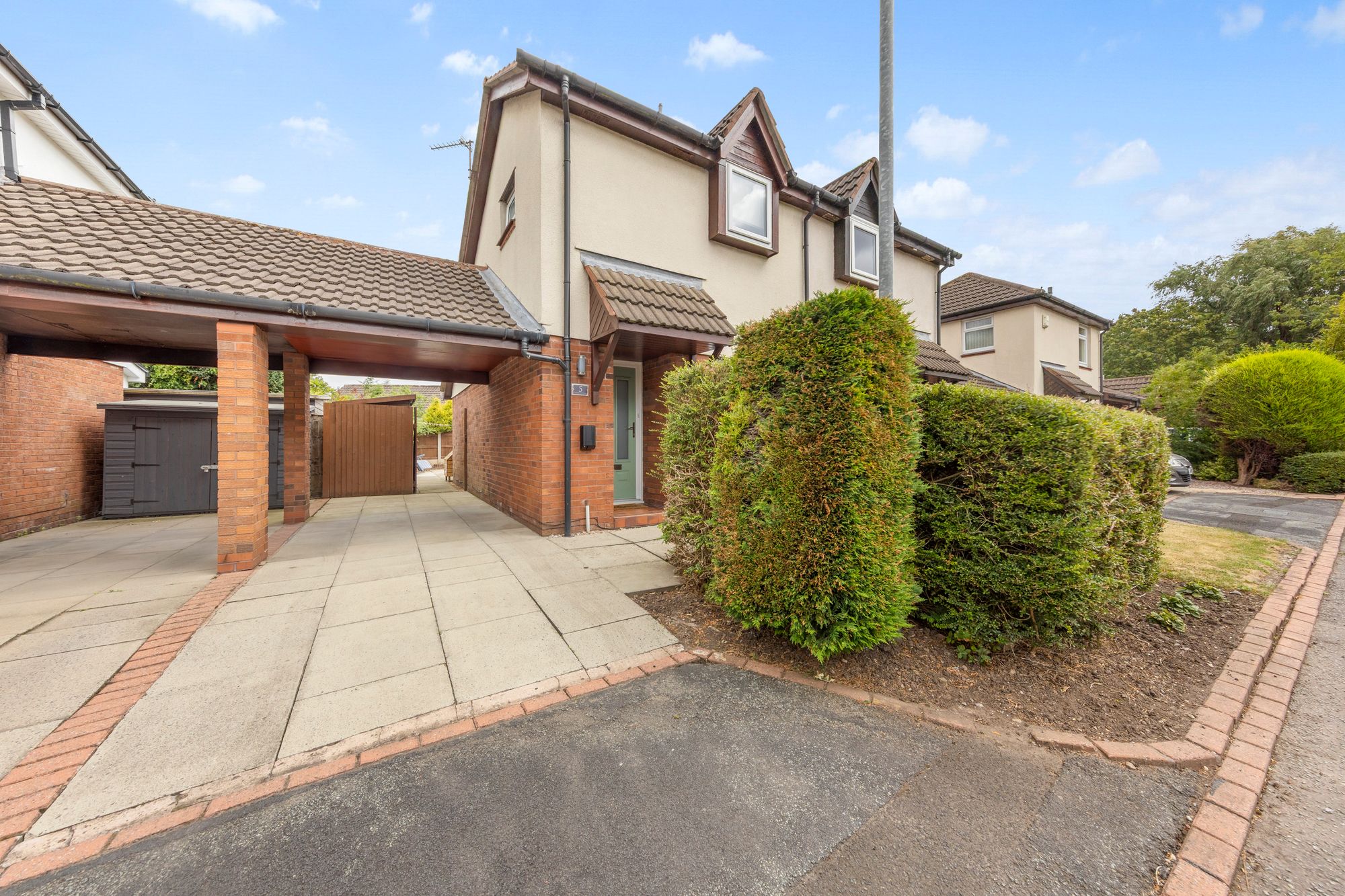 Carrington Close, Birchwood, WA3