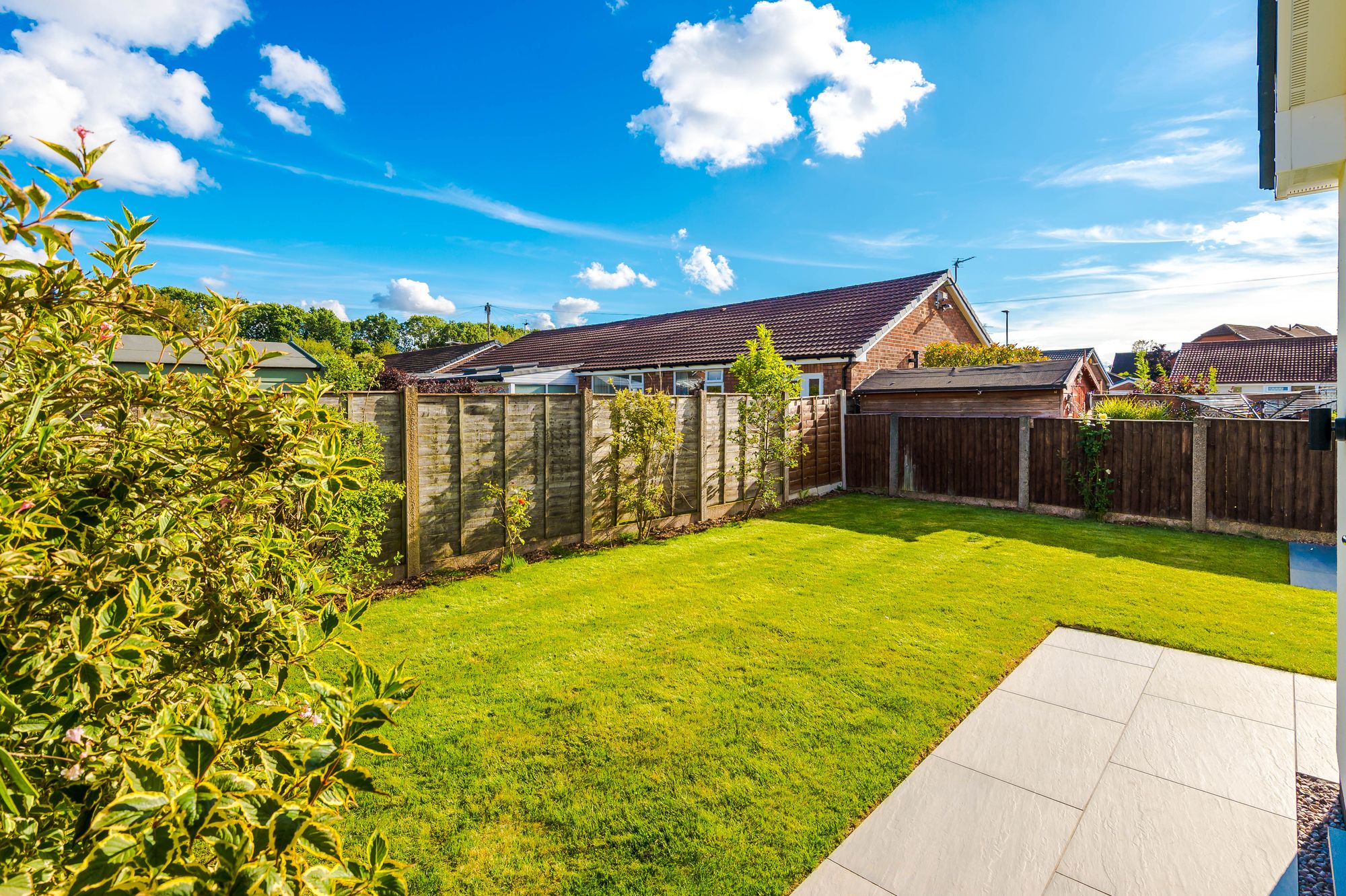 Meadow Lane, Fearnhead, WA2