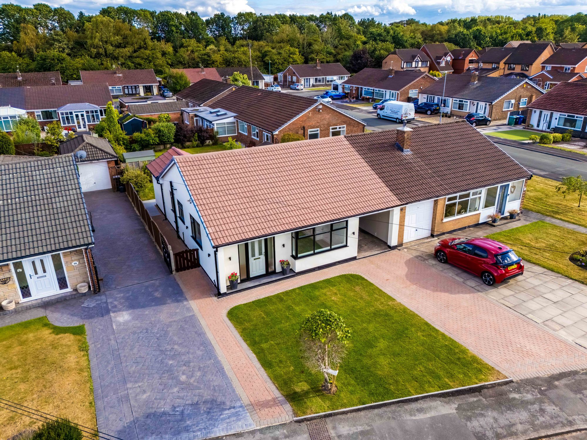 Meadow Lane, Fearnhead, WA2