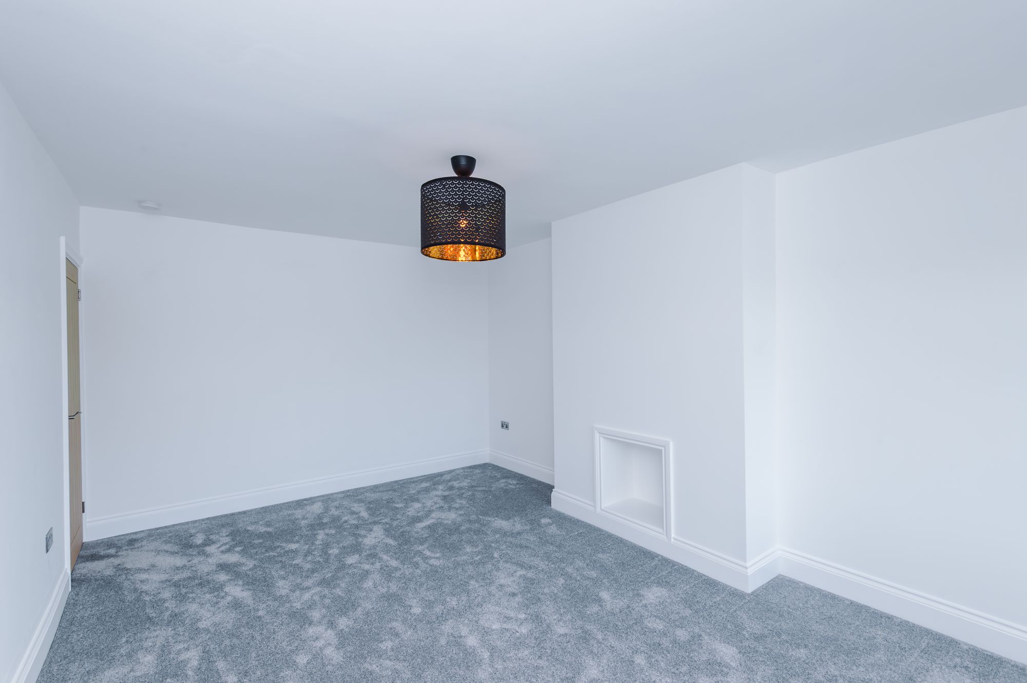 Meadow Lane, Fearnhead, WA2