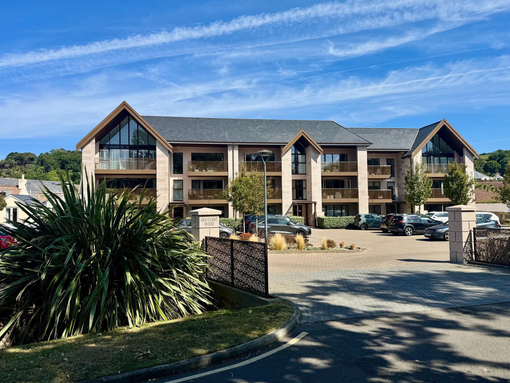 3 bed Property For Rent in Grouville, Jersey