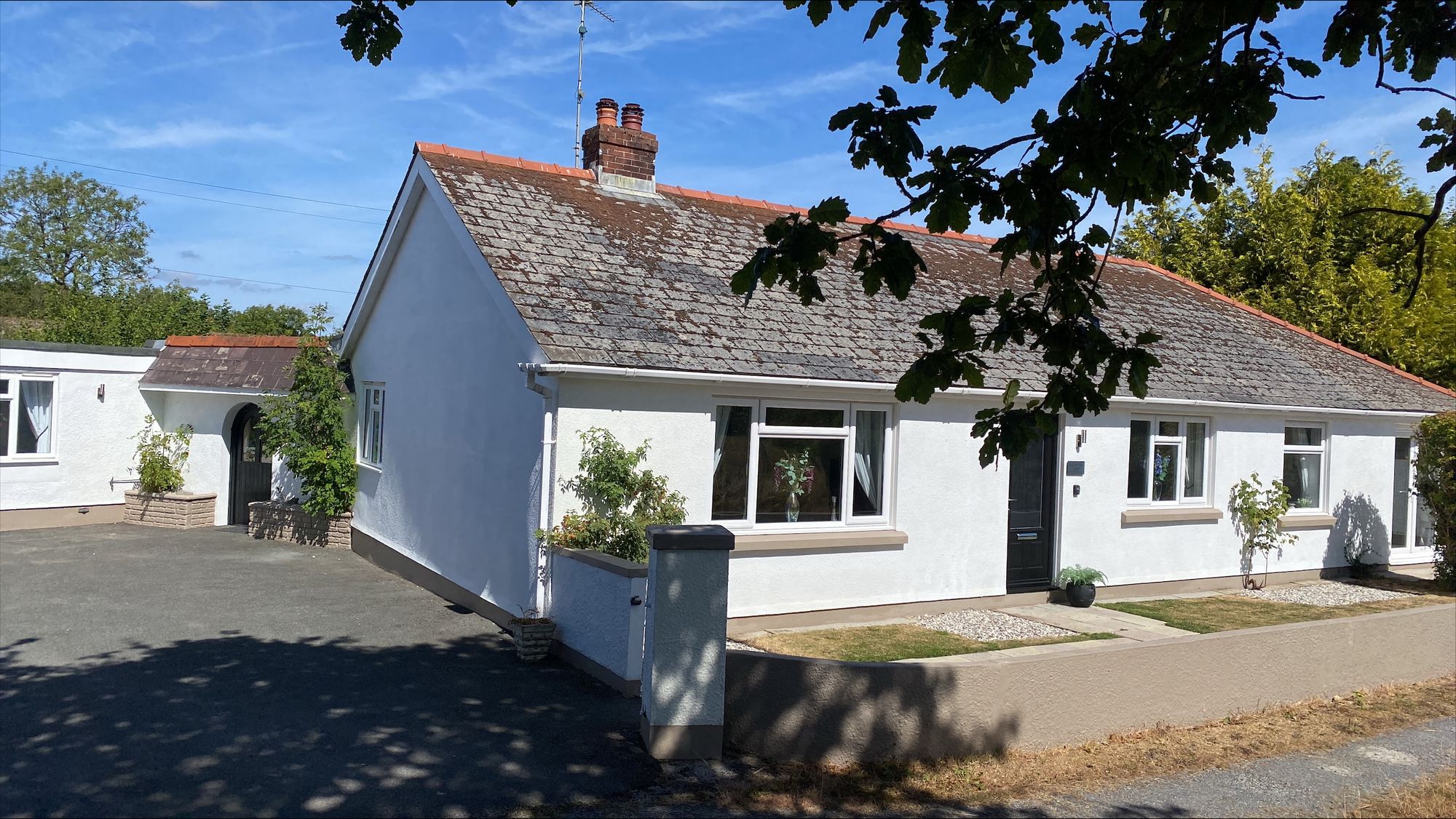 Crosslanes, Kilgetty, SA68