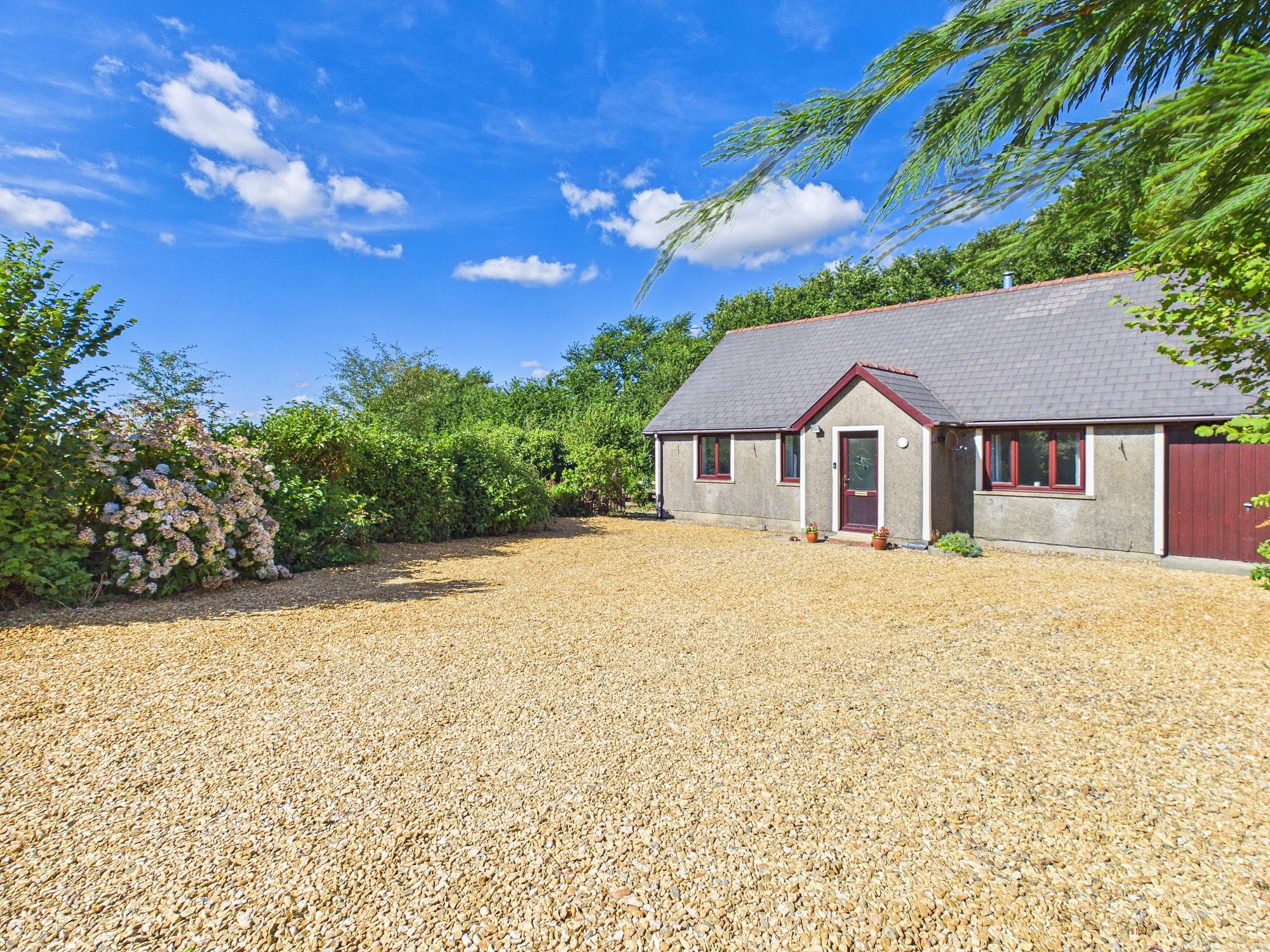 Rosemarket Road, Sardis, SA73