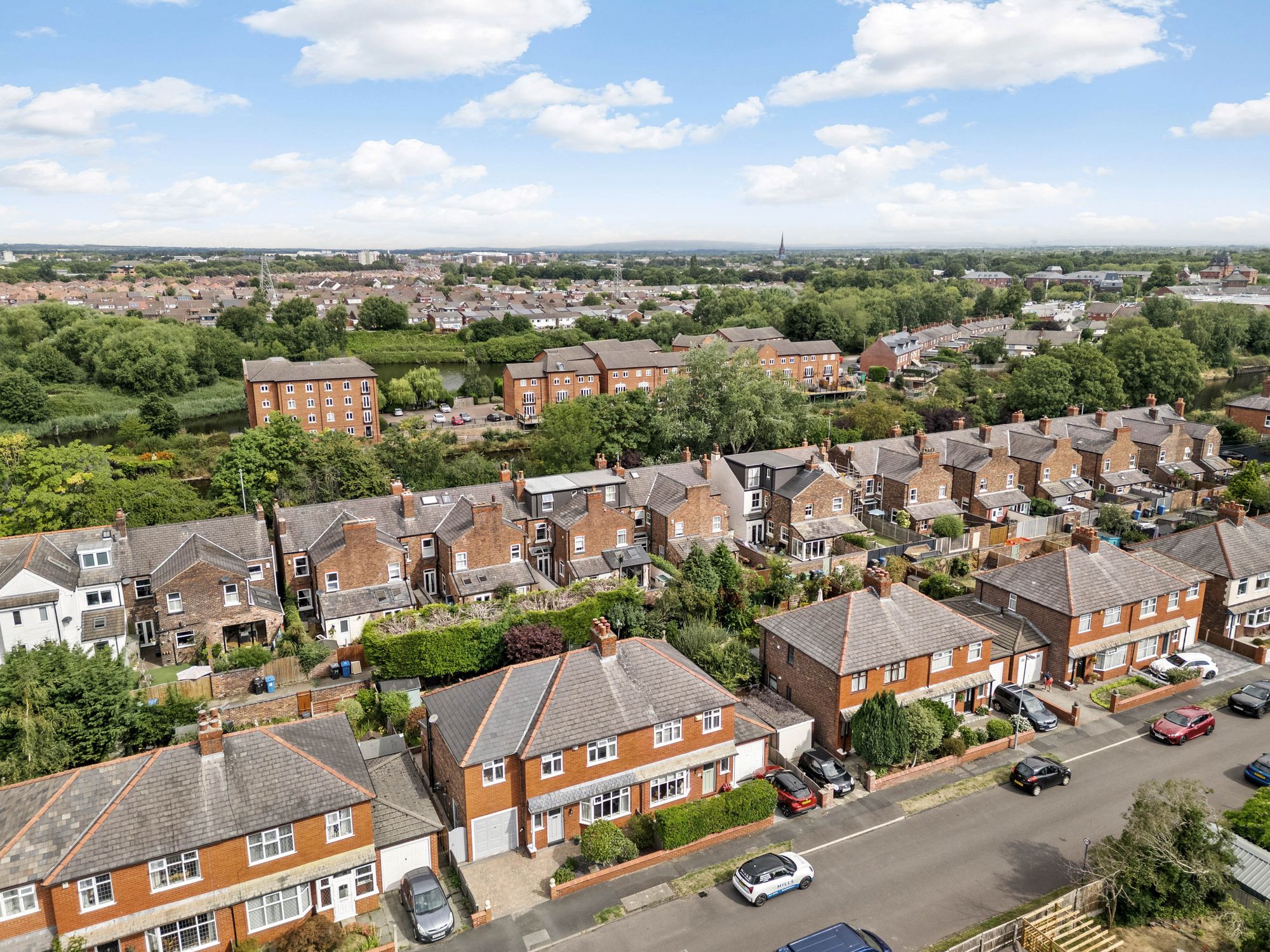Worsley Road, Walton, WA4