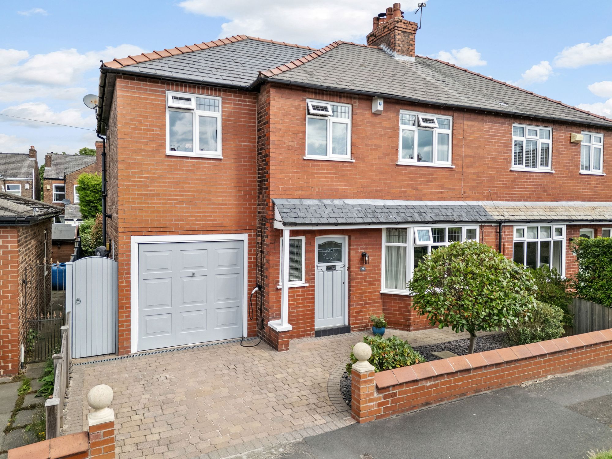 Worsley Road, Walton, WA4