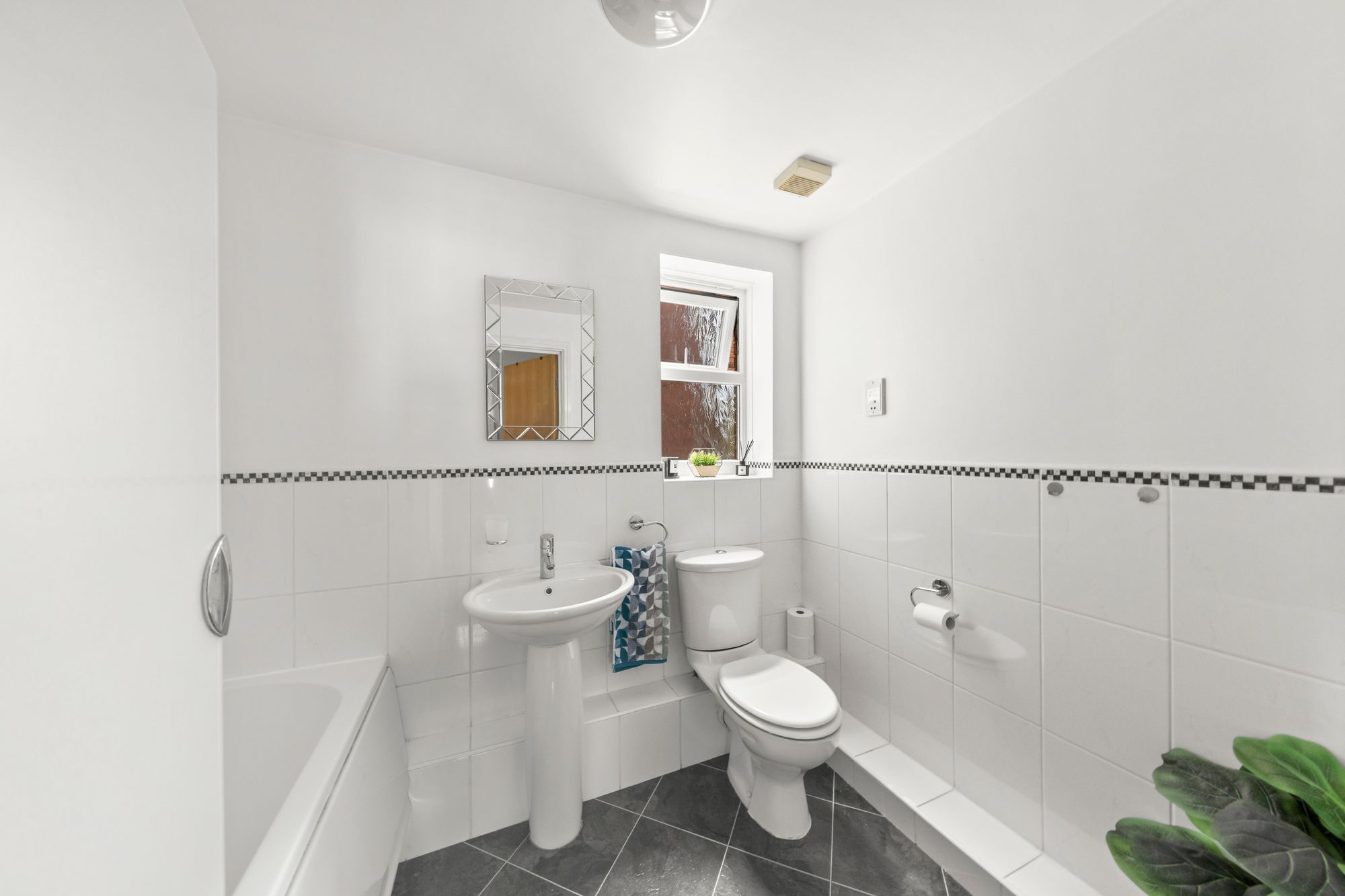 Pinders Farm Drive, Warrington, WA1