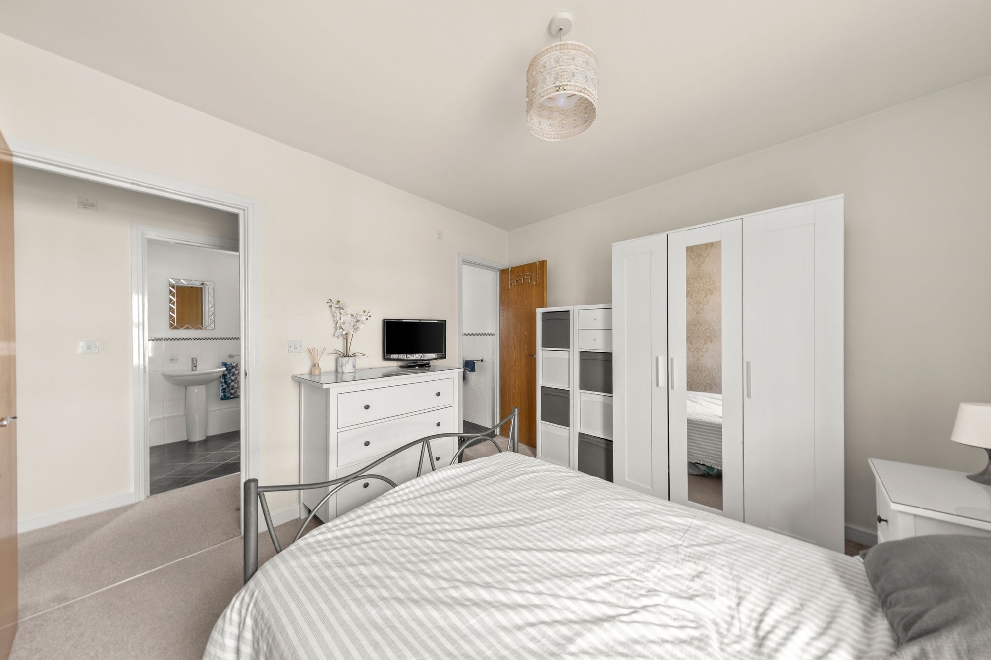 Pinders Farm Drive, Warrington, WA1
