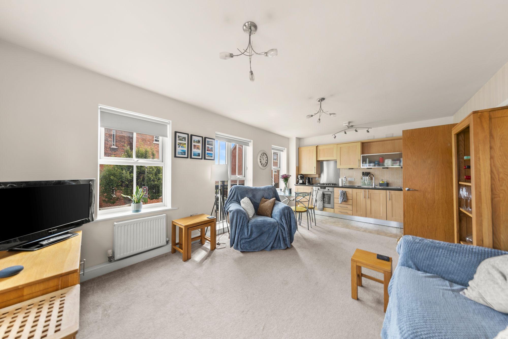 Pinders Farm Drive, Warrington, WA1