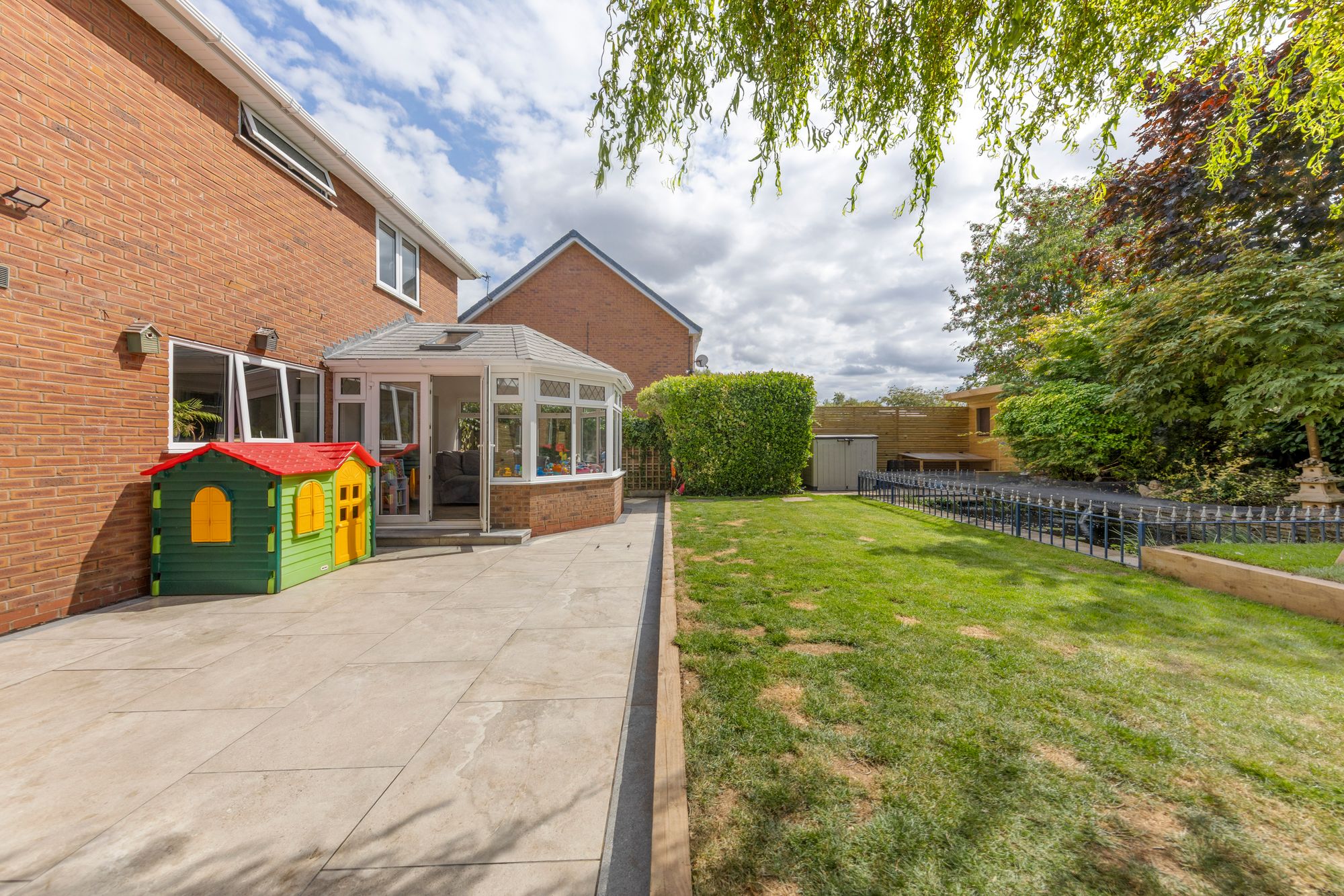 Banastre Drive, Newton-Le-Willows, WA12