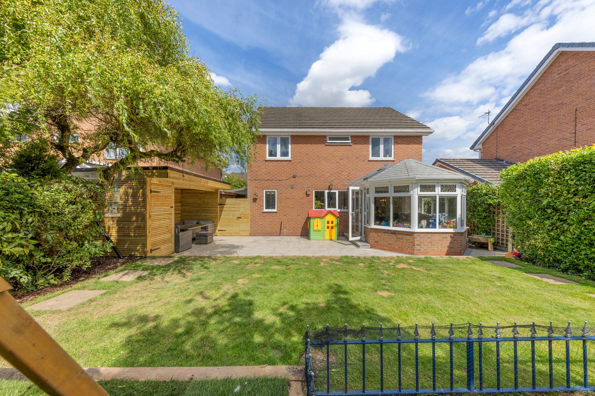 Banastre Drive, Newton-Le-Willows, WA12