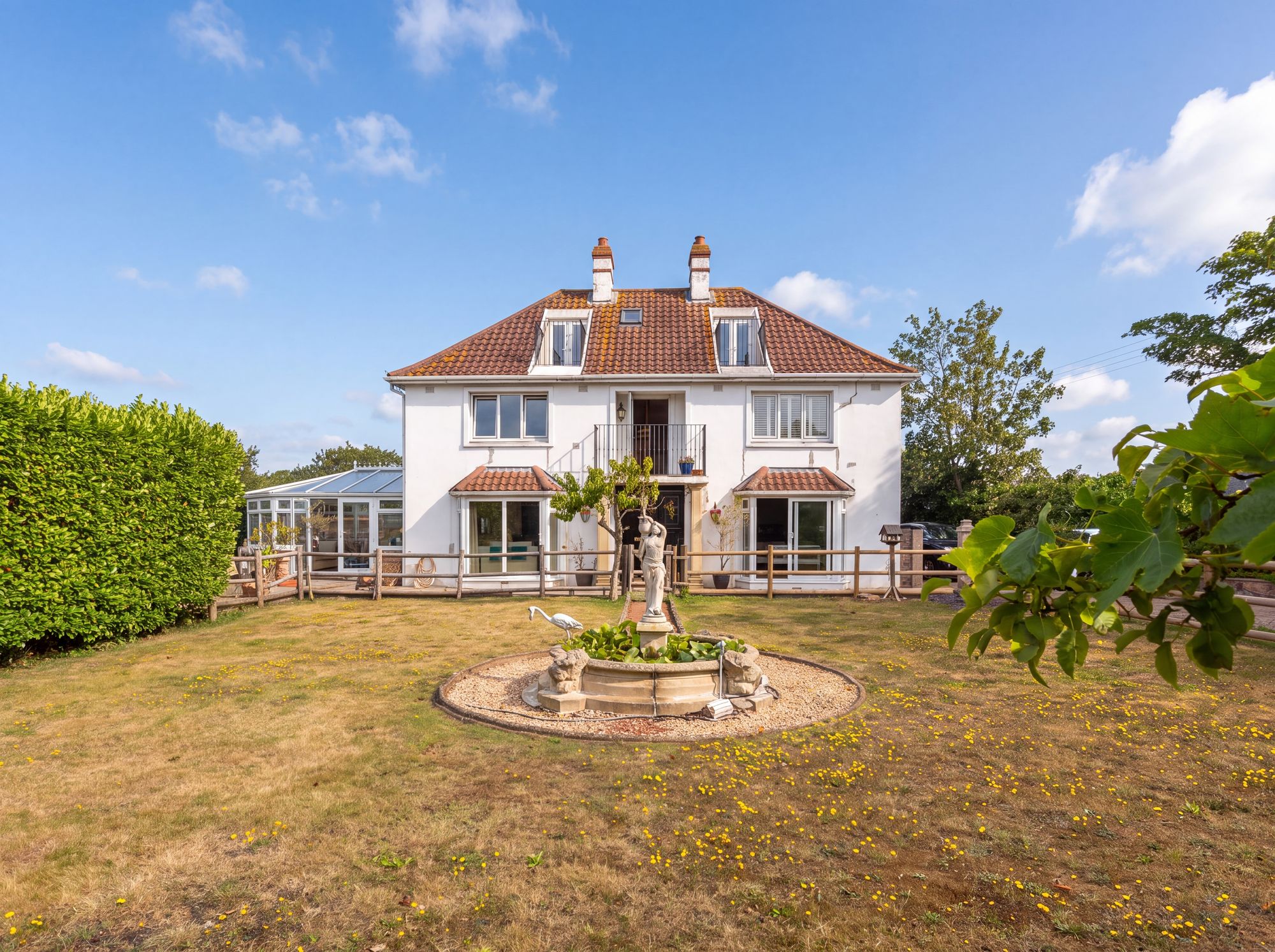 5 bed Detached House For Sale in St. Peter, Jersey