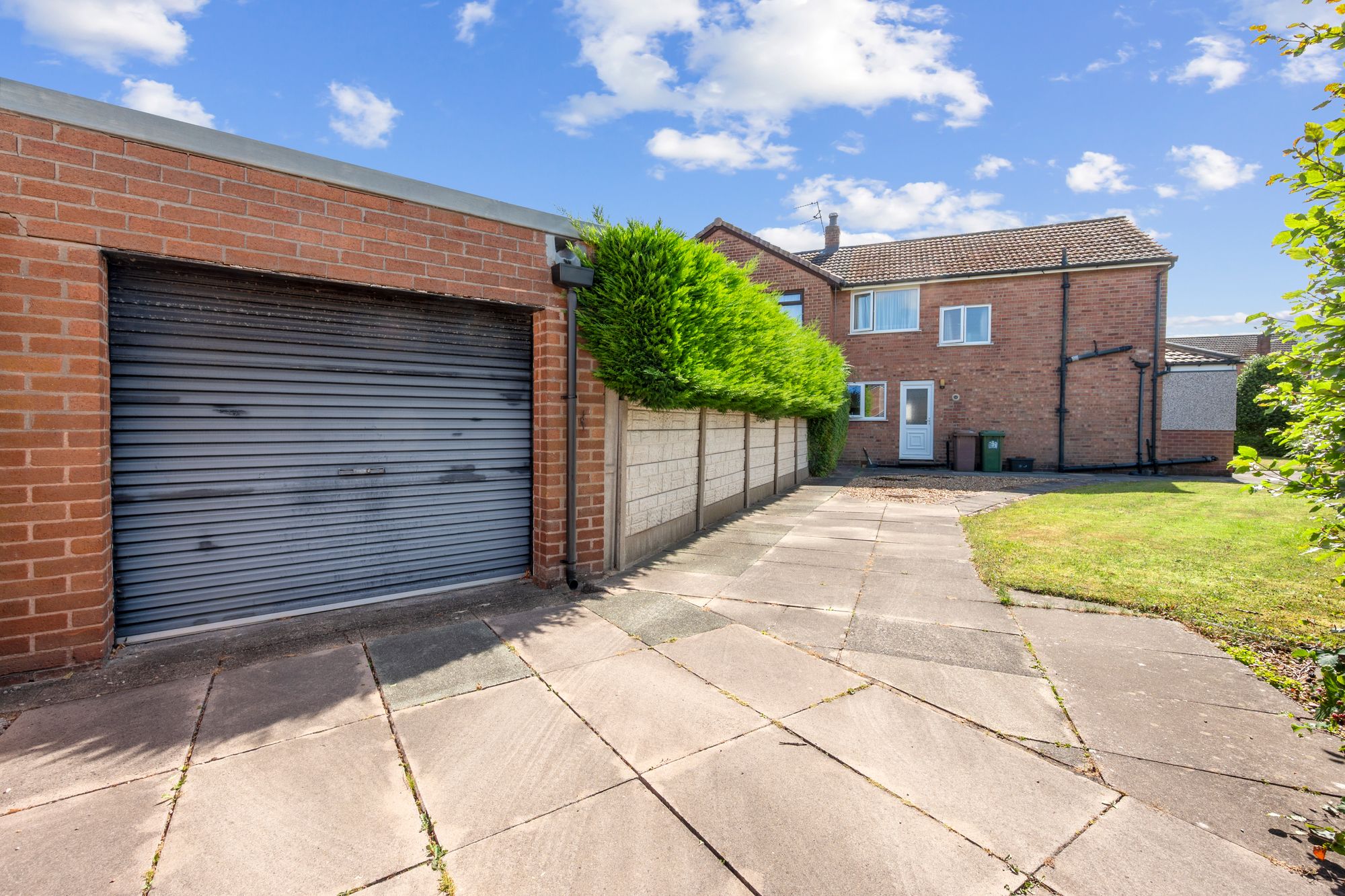 Mossdale Drive, Rainhill, L35