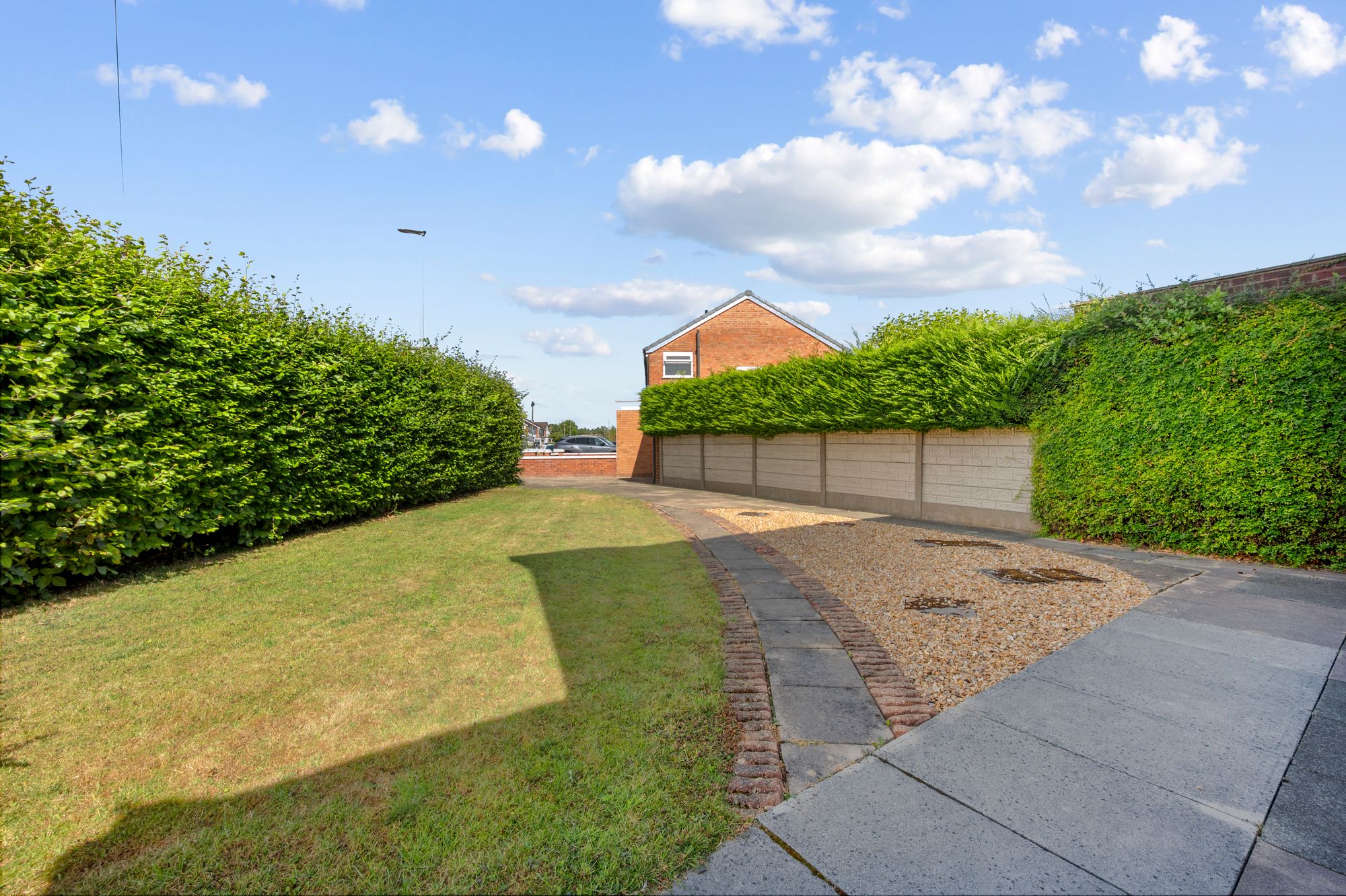 Mossdale Drive, Rainhill, L35