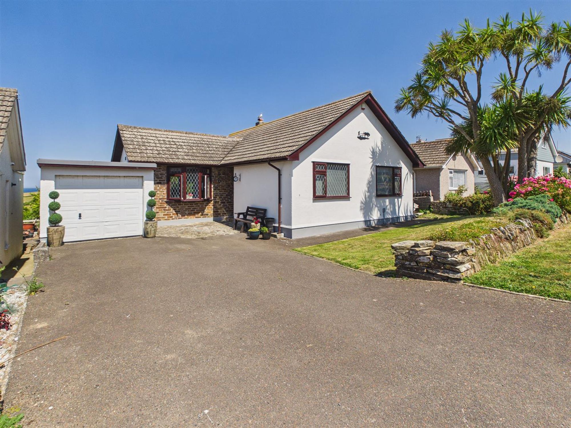 Porth Parade, Newquay, TR7