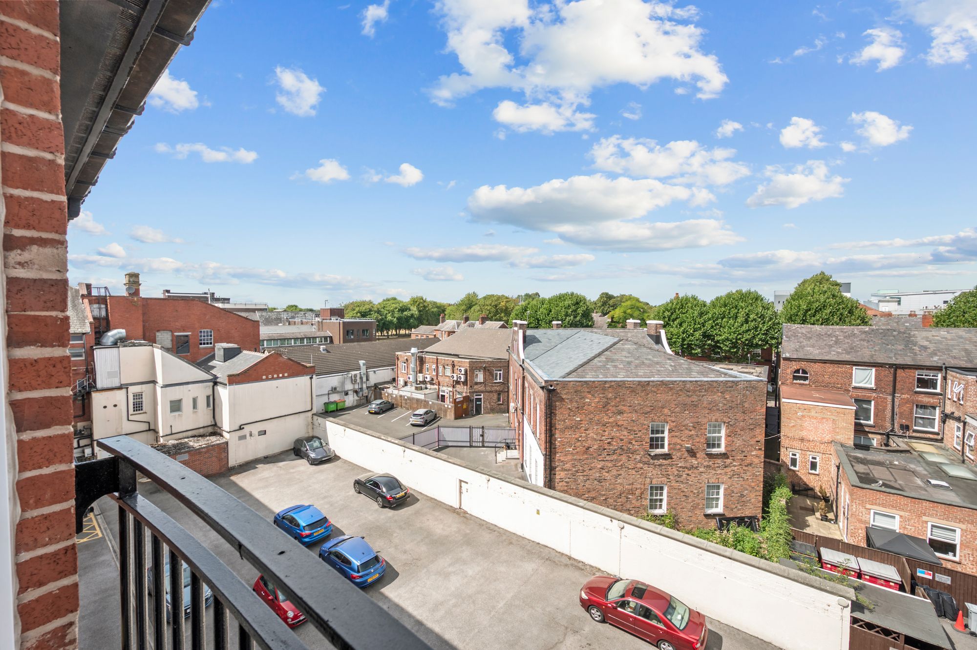 Palmyra Square North, Warrington, WA1