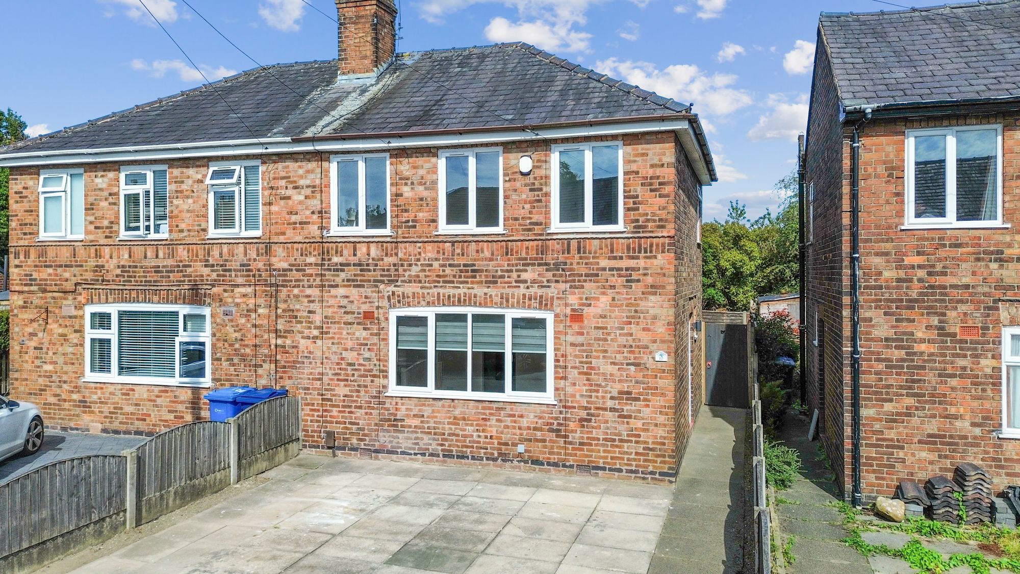 Kings Road, Fearnhead, WA2